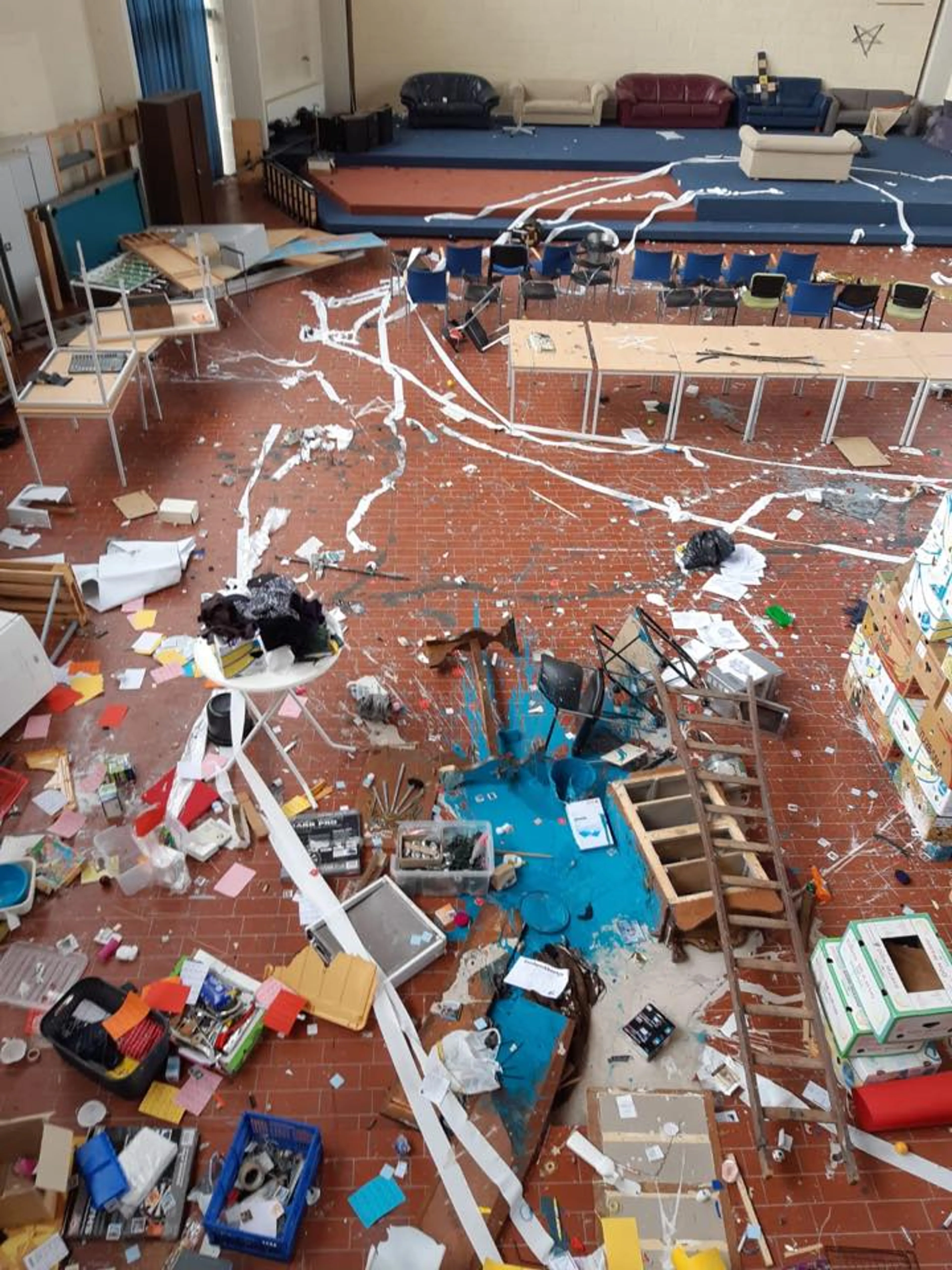 Vandalen vernielen kerk in Middelburg, duizenden euro's schade