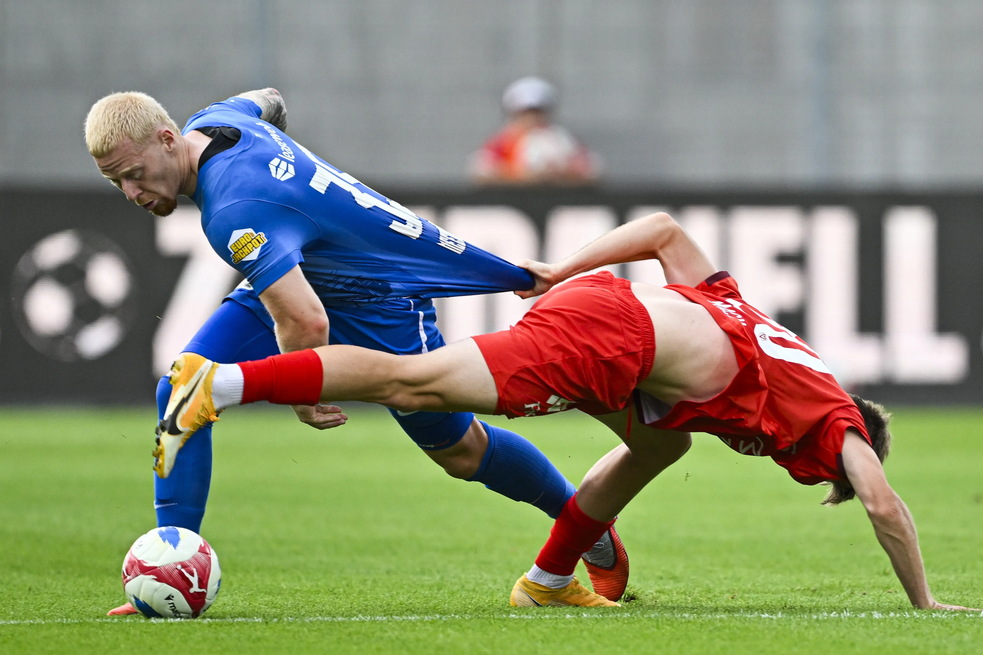 AZ-spits Mexx Meerdink loopt debuut in Nederlands elftal alsnog mis door blessure