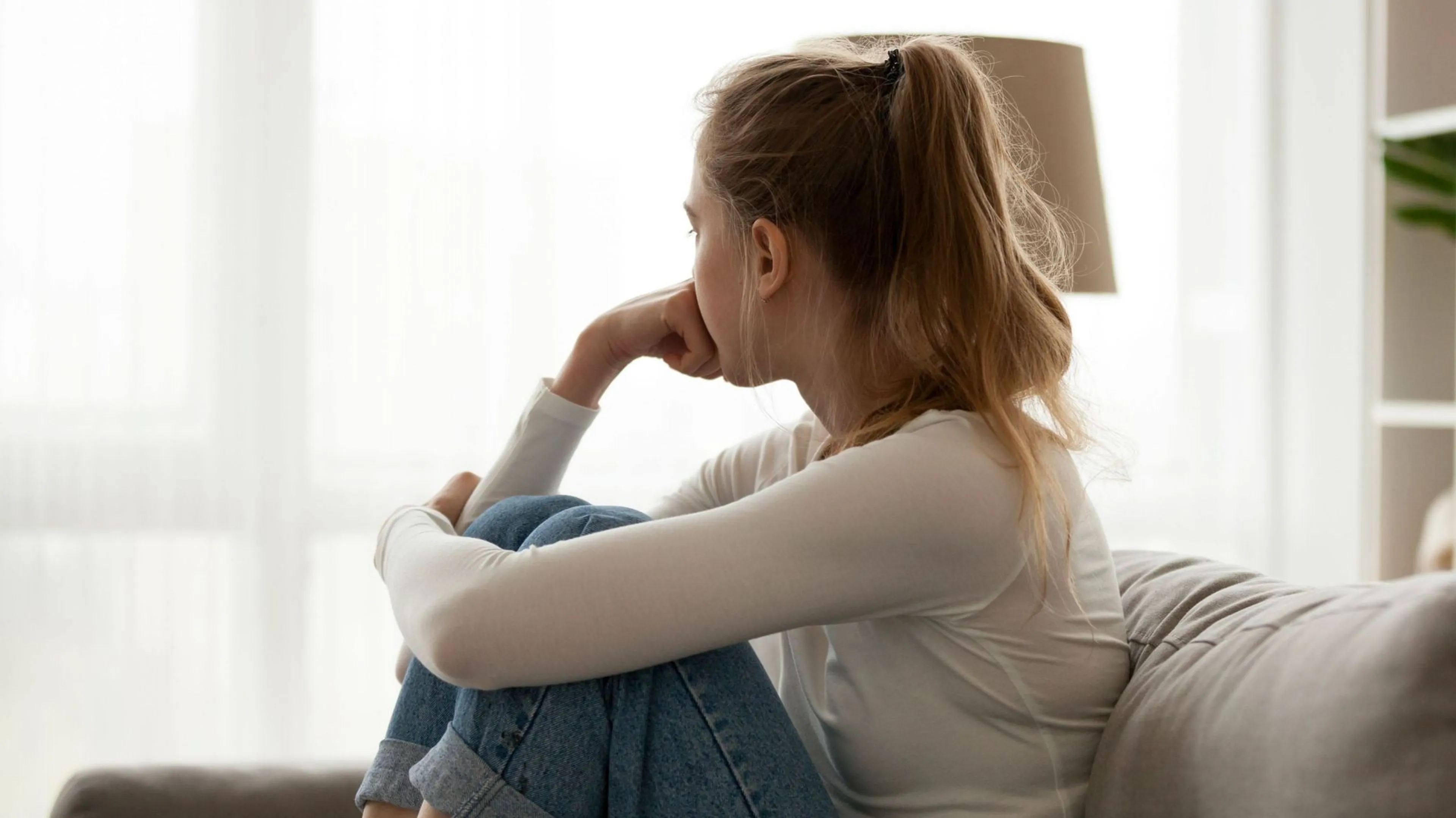 Flinke stijging in psychische klachten en depressie door coronacrisis: 'Topje van de ijsberg'