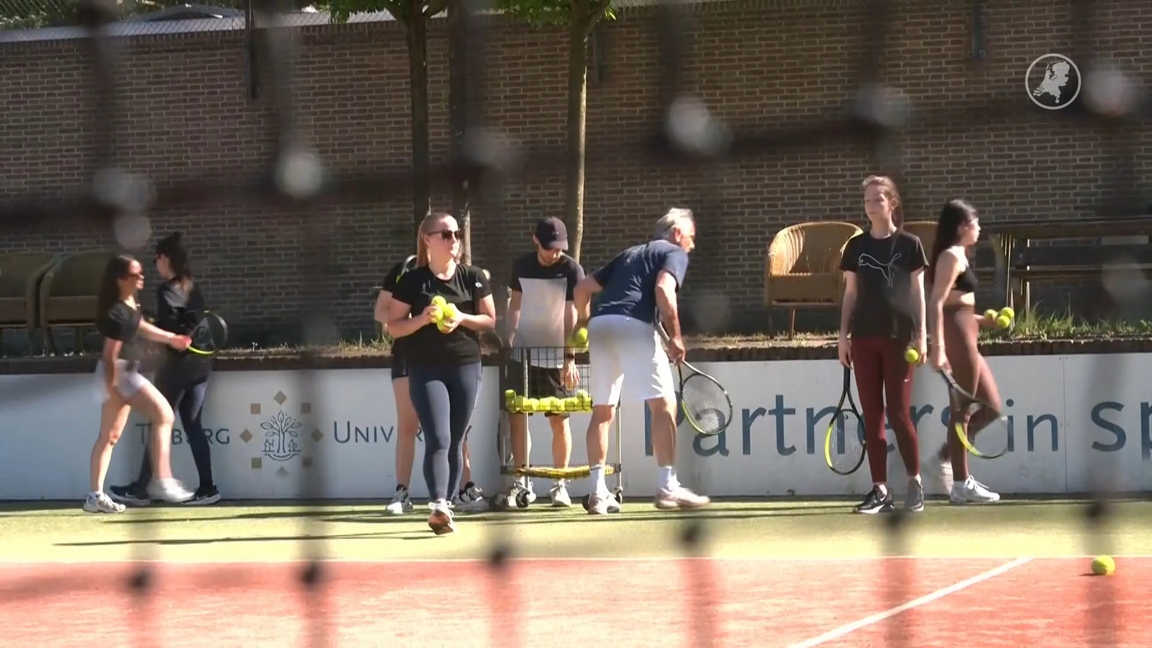 Sporten voor studenten wordt onbetaalbaar, vakbond komt in actie: 'Klap in ons gezicht'