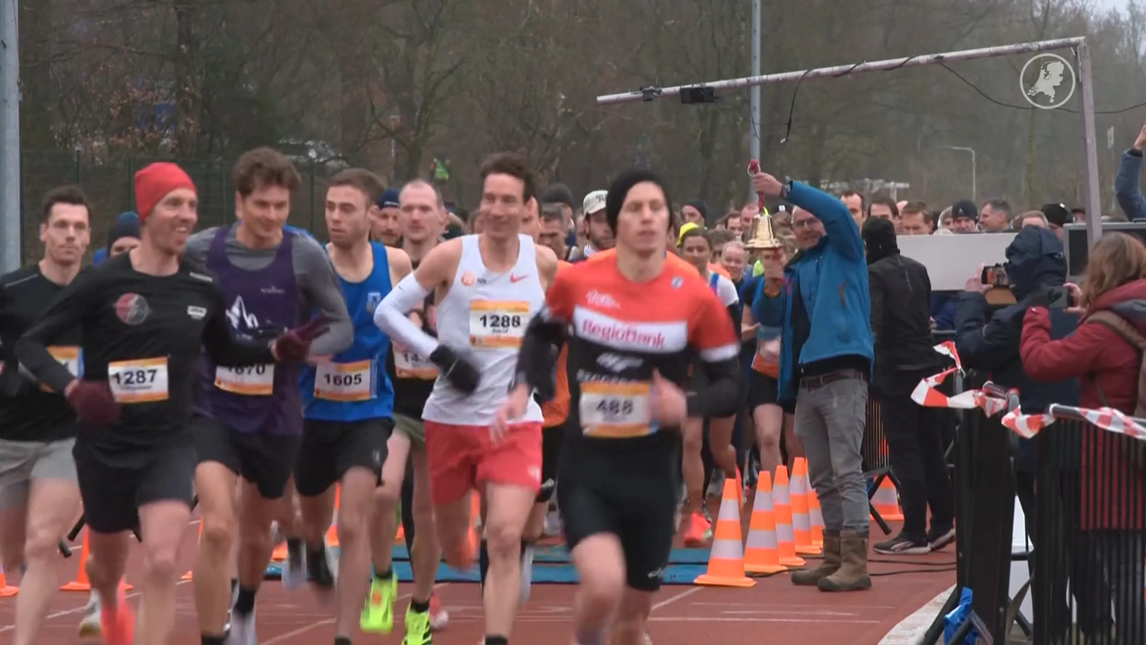 Rennen tegen de kerstkilo’s: honderden lopers doen mee aan Derde Kerstdagloop