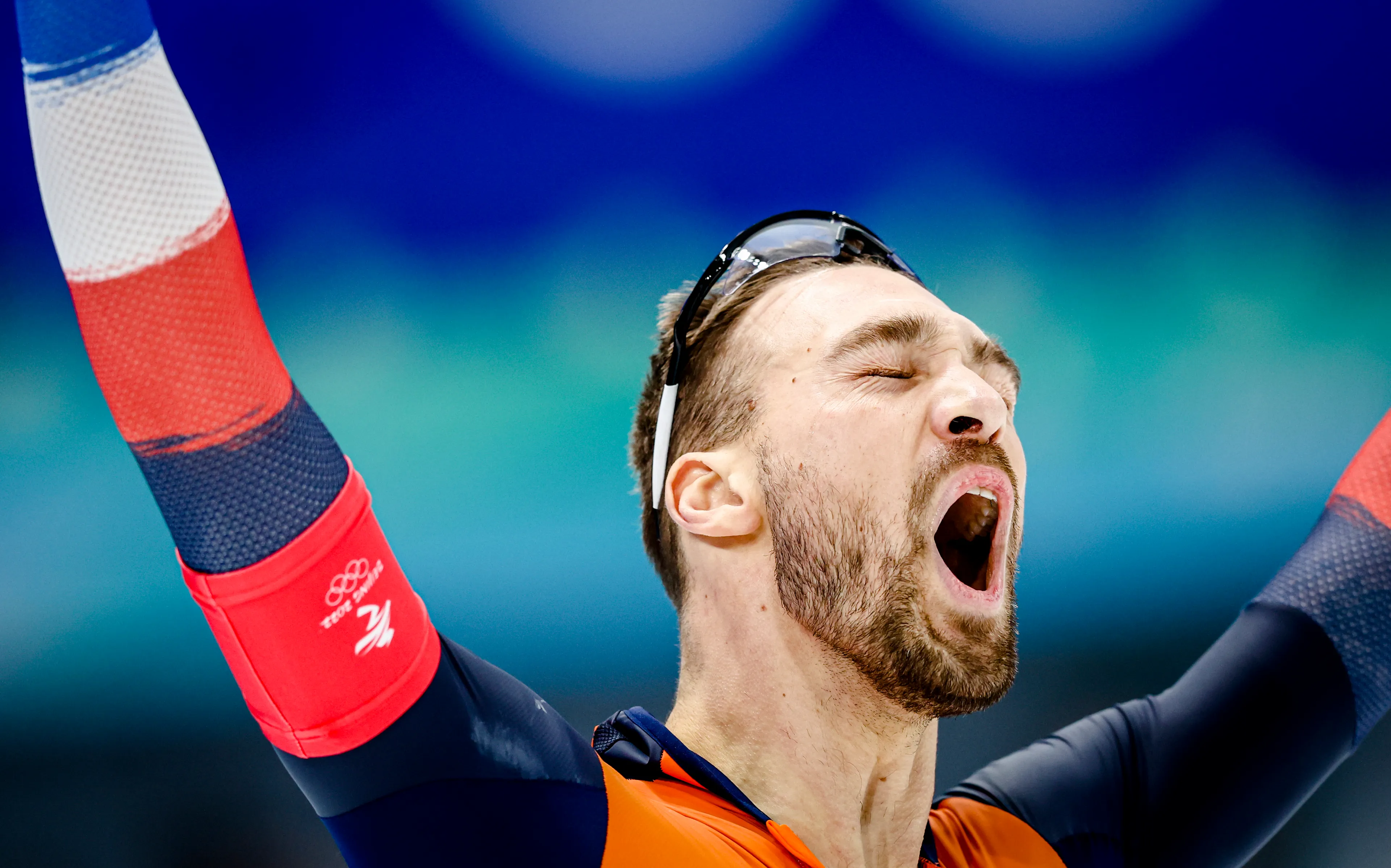 Kjeld Nuis pakt goud op 1.500 meter schaatsen, zilveren plak voor Thomas Krol