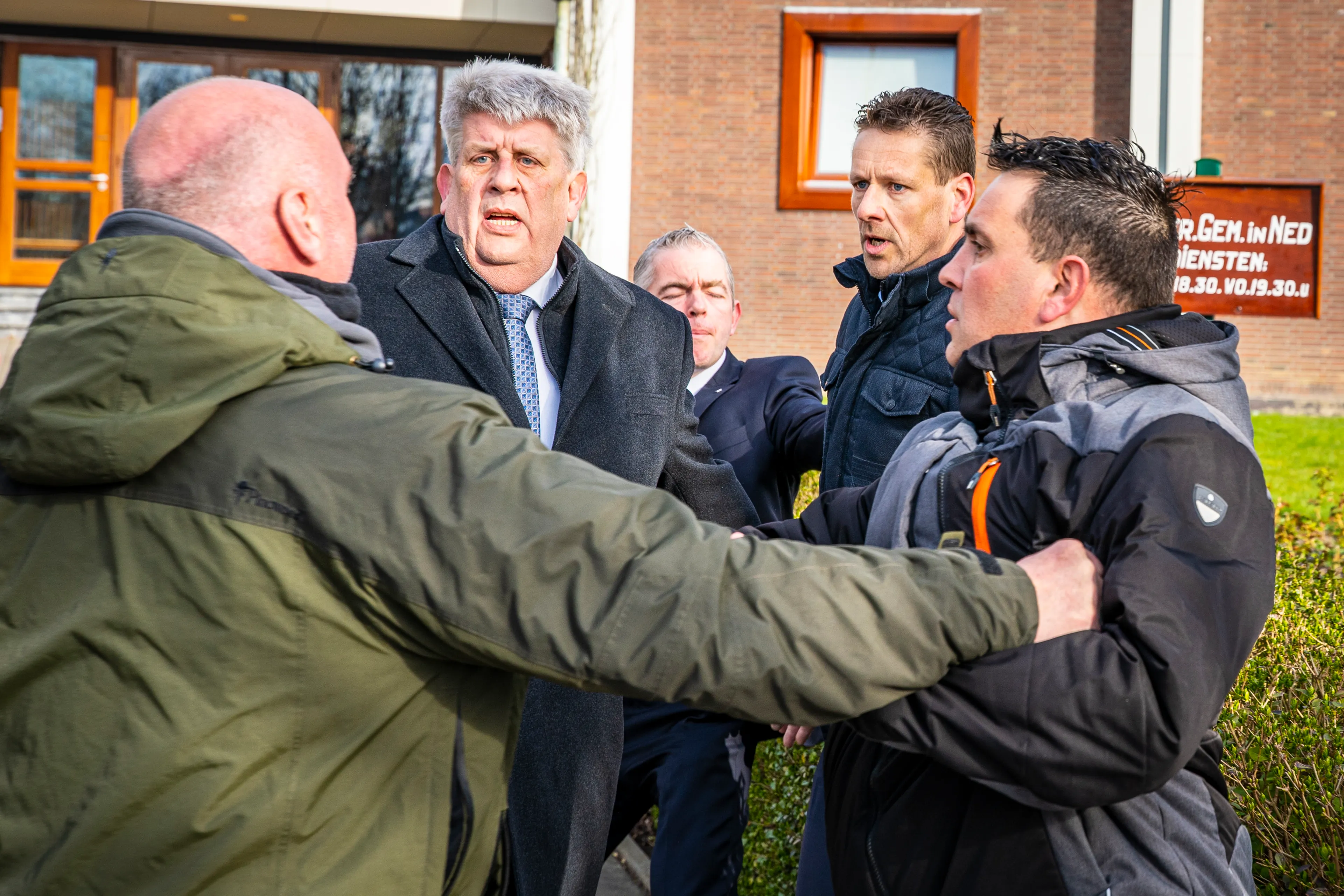 Man (43) opgepakt voor mishandeling van journalist voor kerk in Krimpen