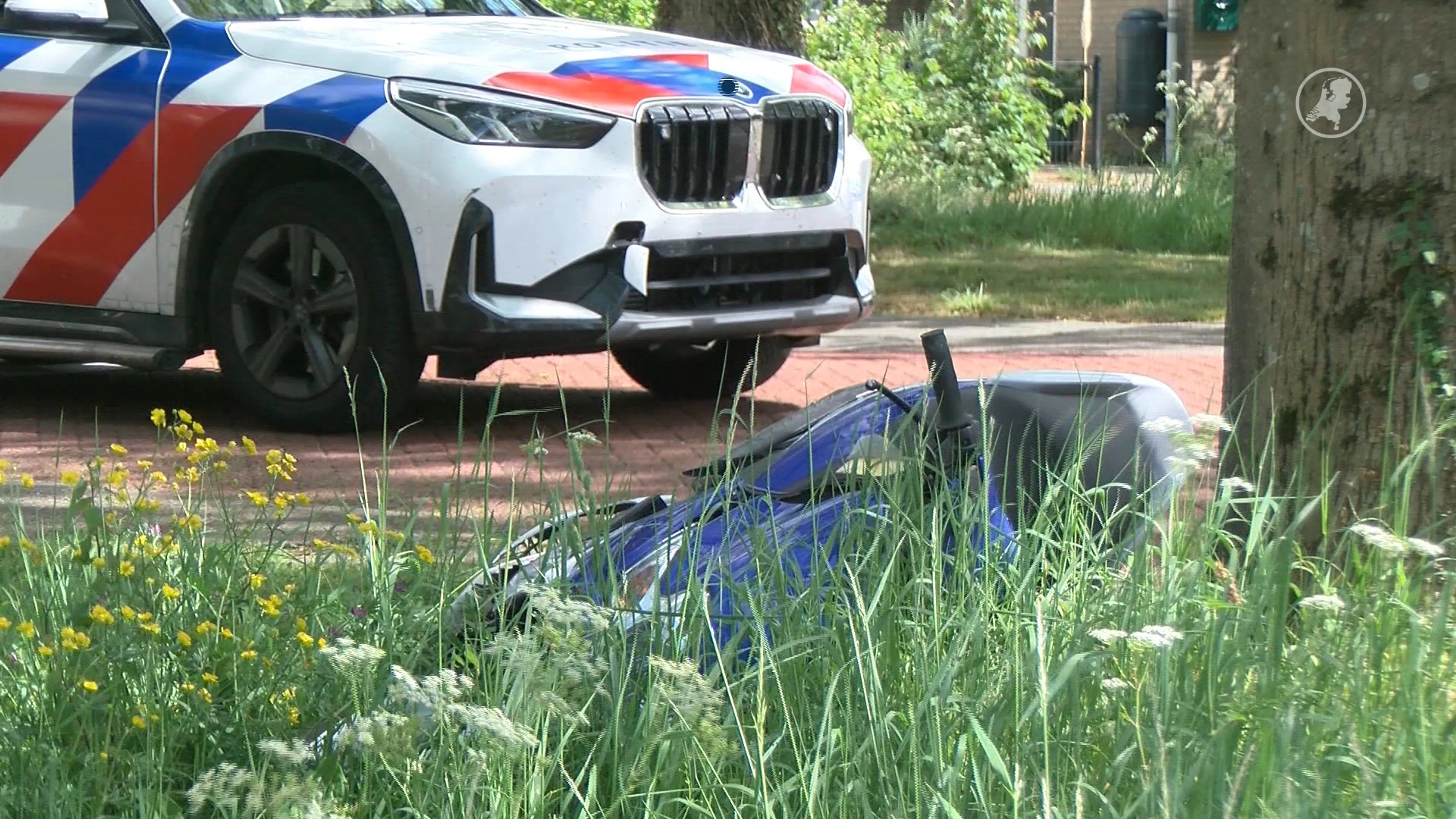 Scooterrijder botst tegen politieauto in Vlissingen, bestuurder onder invloed
