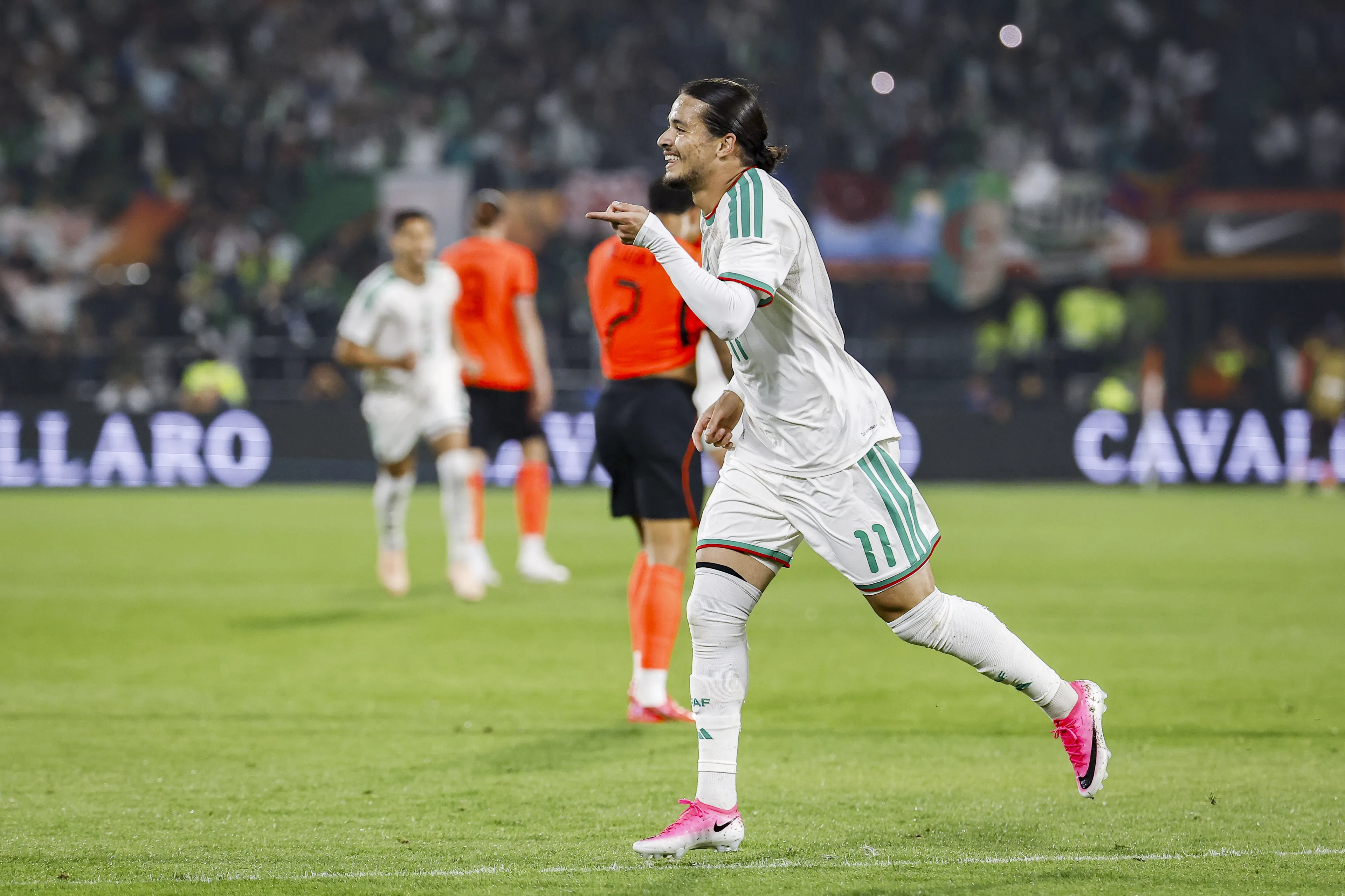 Oranje verliest oefenduel voor WK van Algerije: 0-1