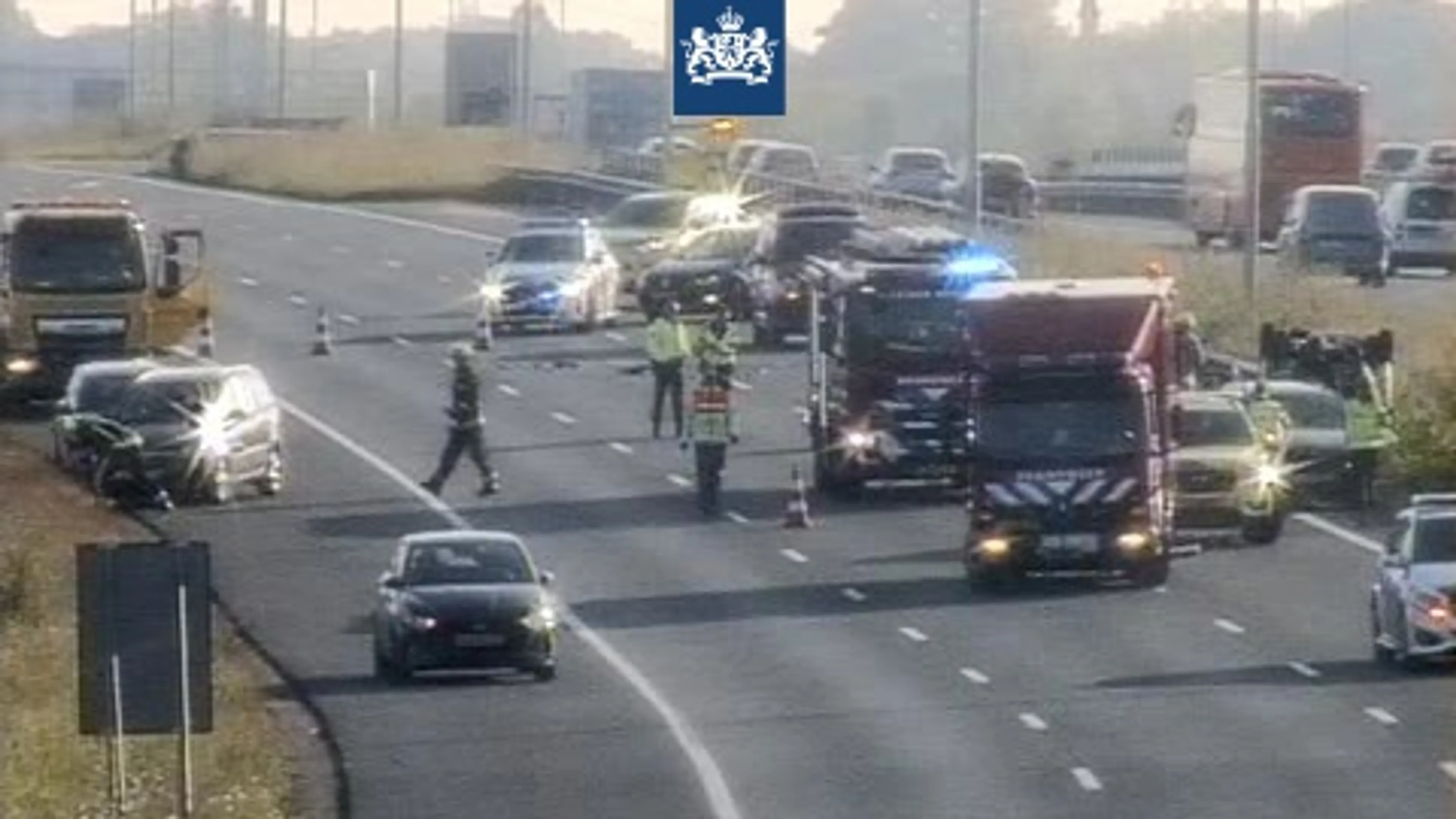 A4 en A12 dicht vanwege zware ongelukken met meerdere auto's, files lopen snel op