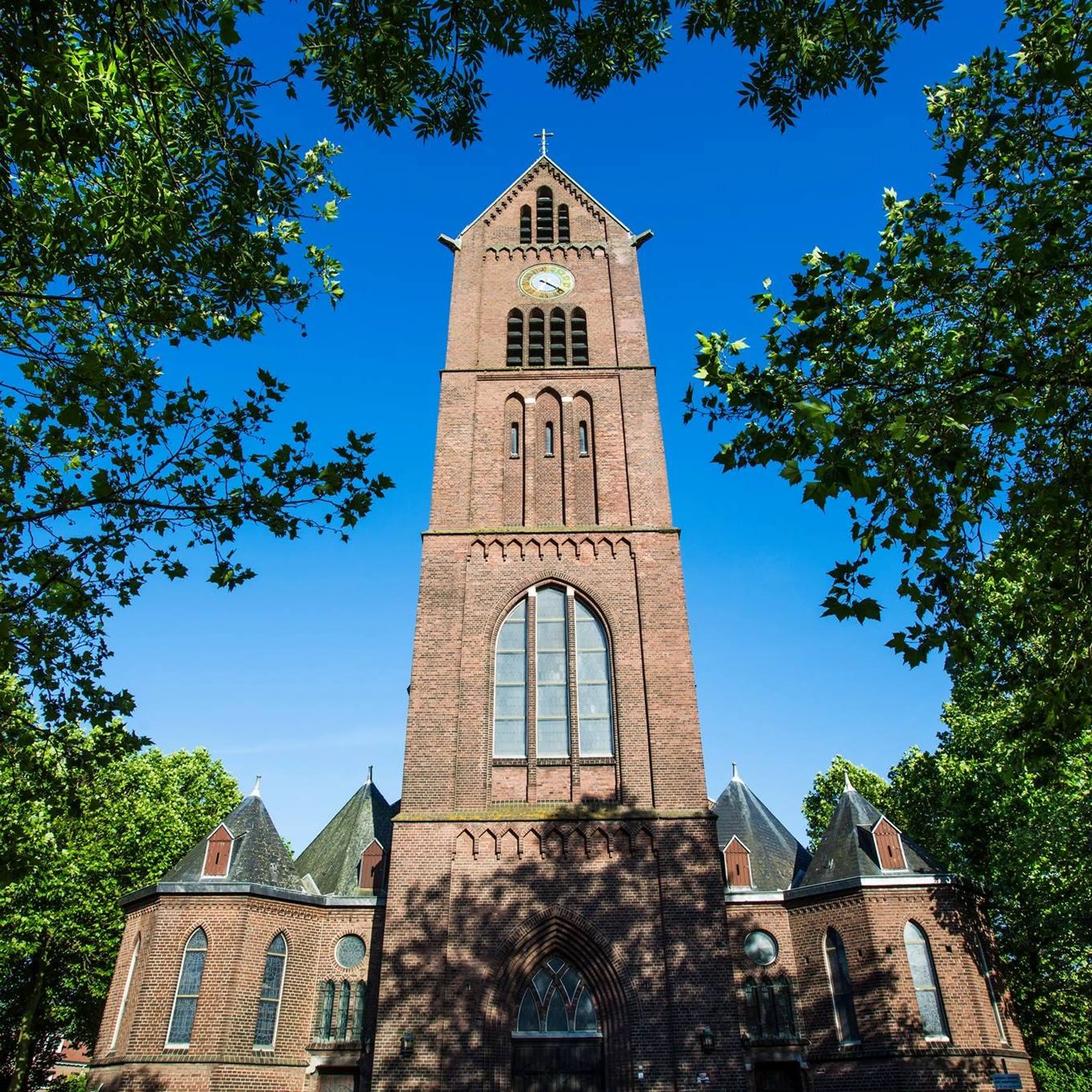 Kerkklok in Venlo nog op wintertijd door vrijwilliger met hoogtevrees