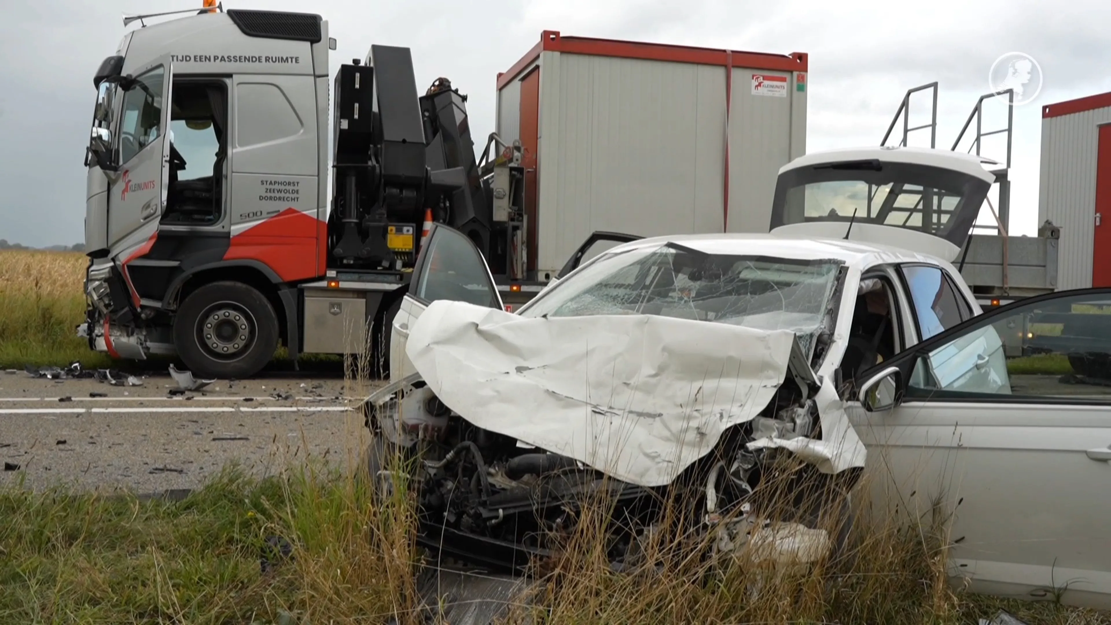 Vrouw ernstig gewond na ongeluk met vrachtwagen bij Meeuwen