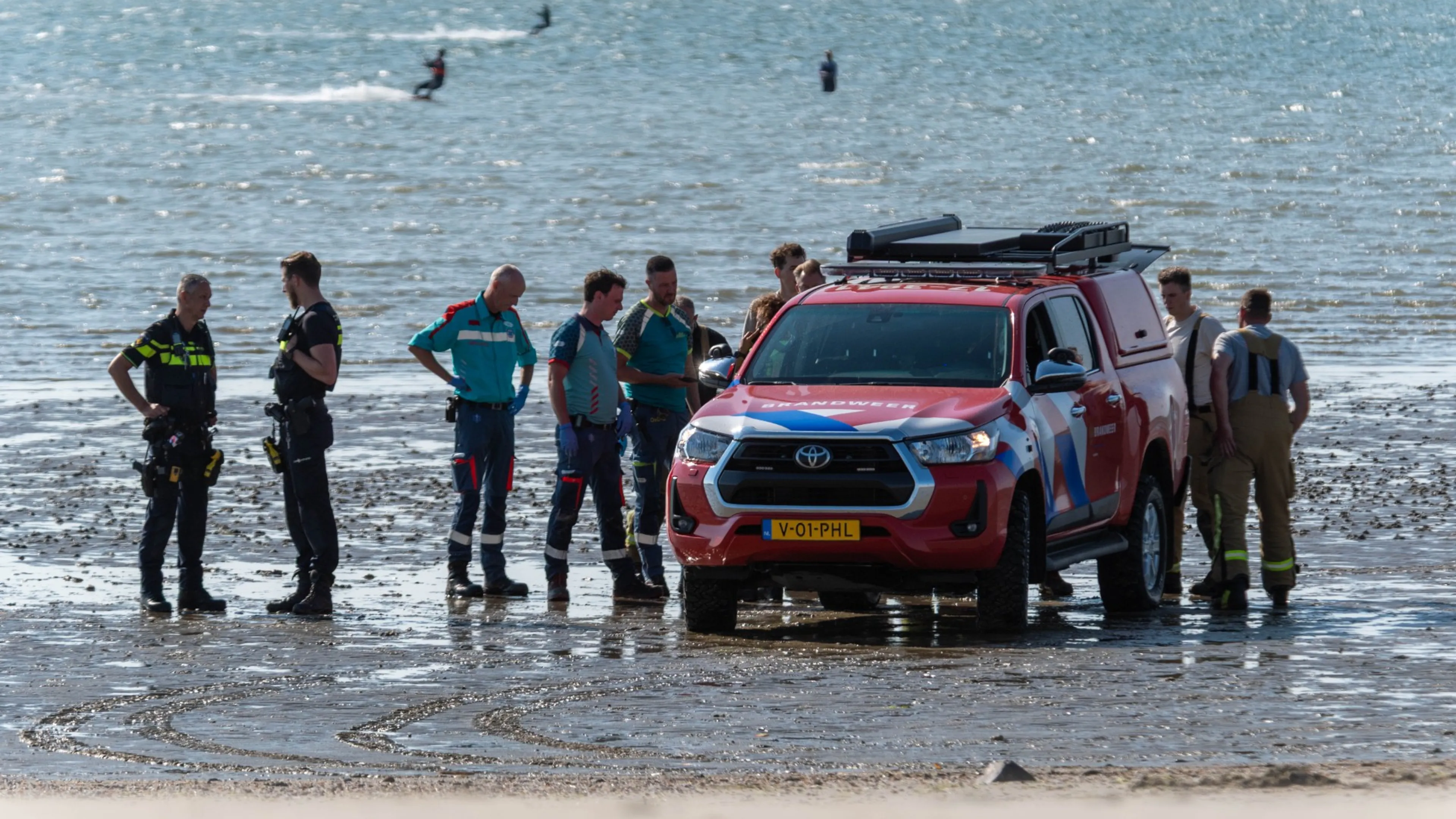 Man komt om het leven tijdens surfen bij Brouwersdam