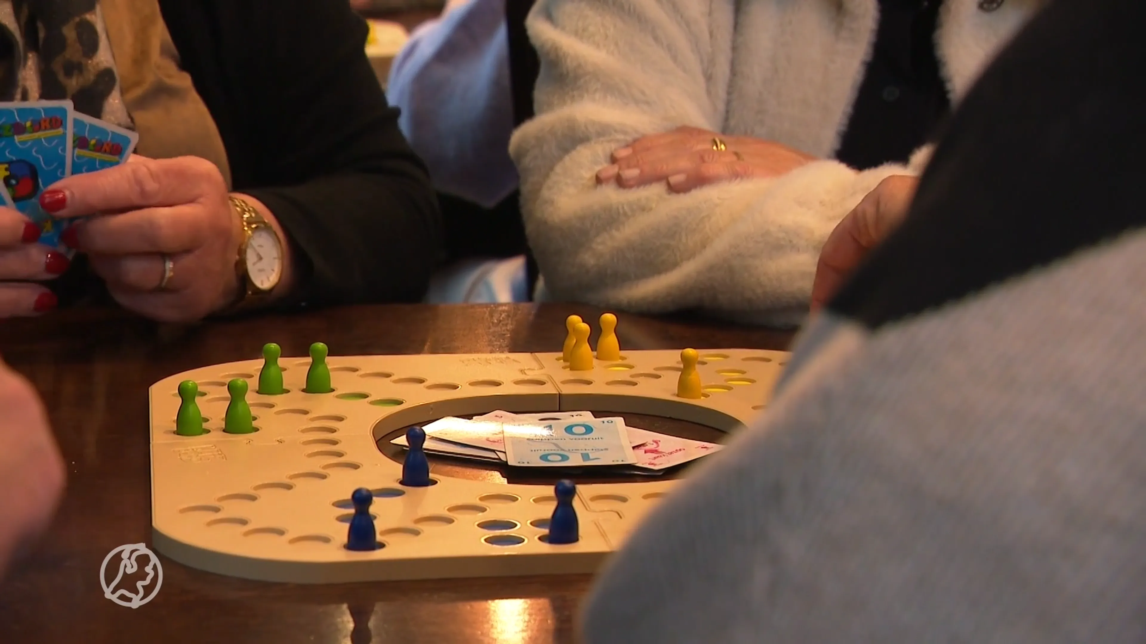 Rikken, Keezen en Kaaibakken: deze streekspellen zijn enorm populair in Nederland
