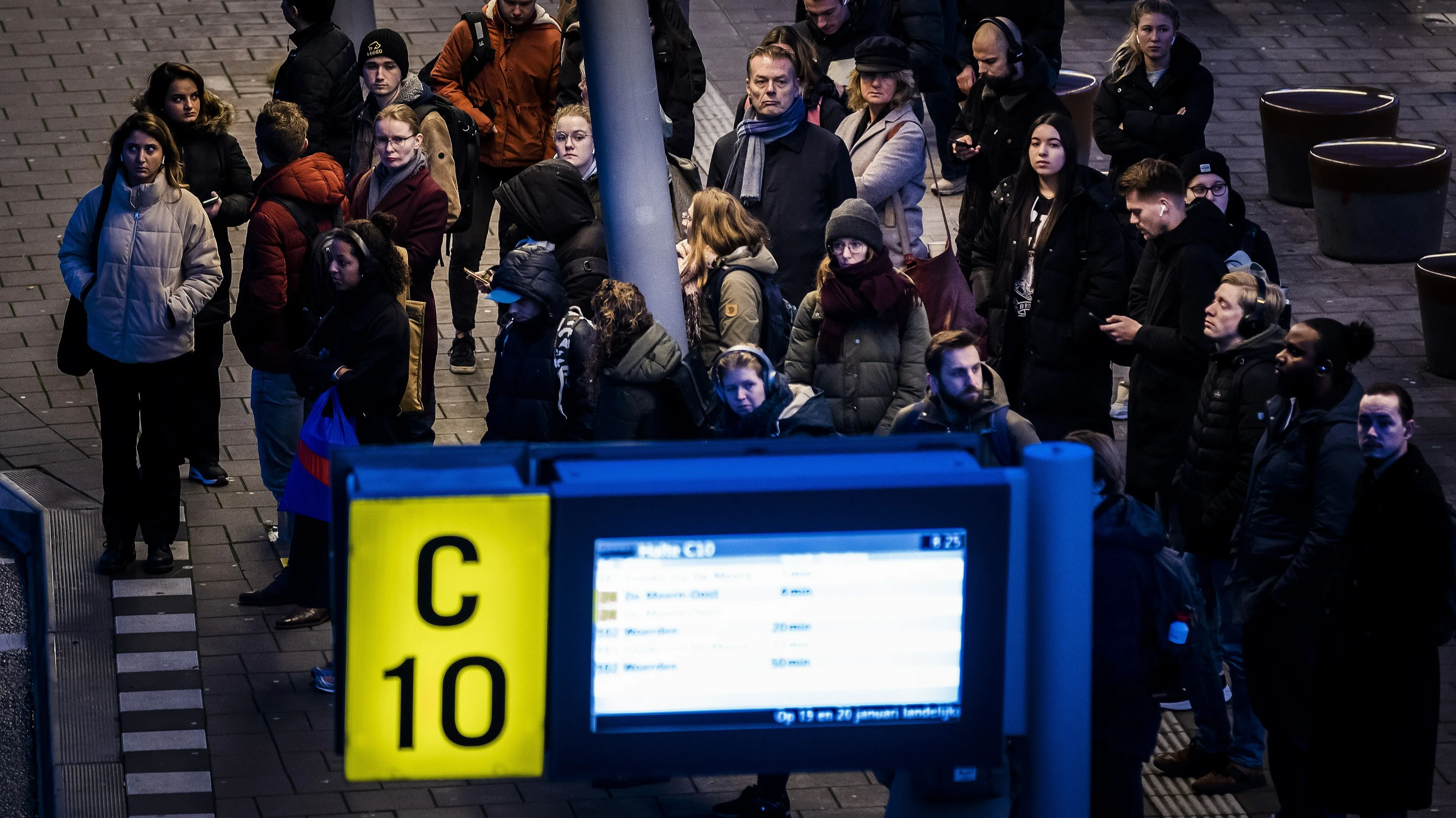 Vakbonden dreigen met één stakingsdag per week in streekvervoer