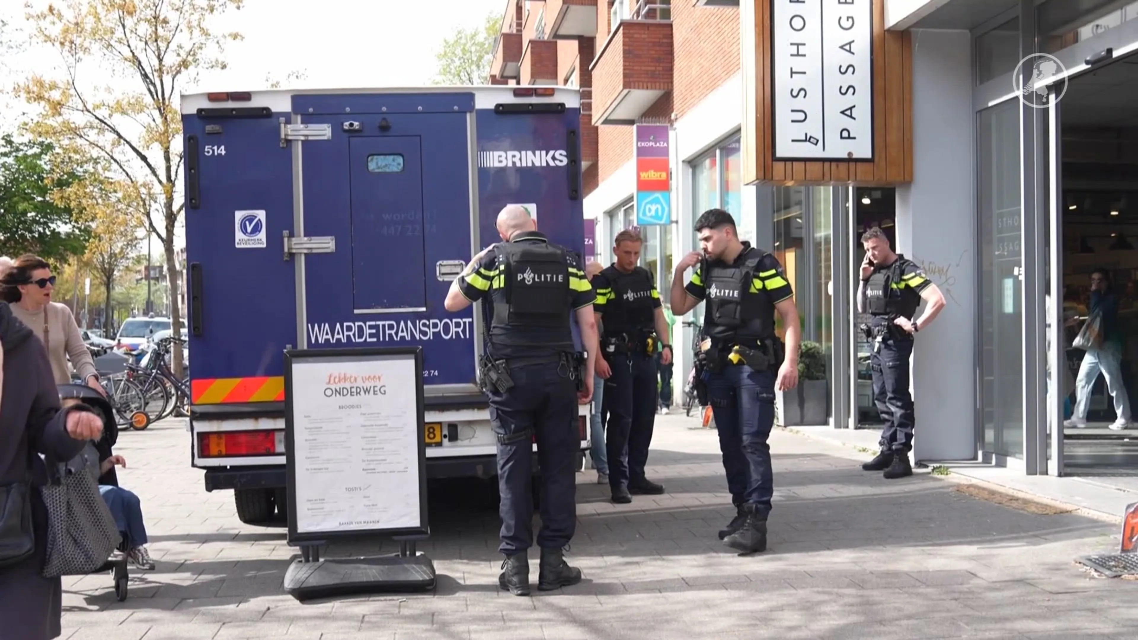 Gewapende overval op geldtransportauto in Rotterdam-Kralingen