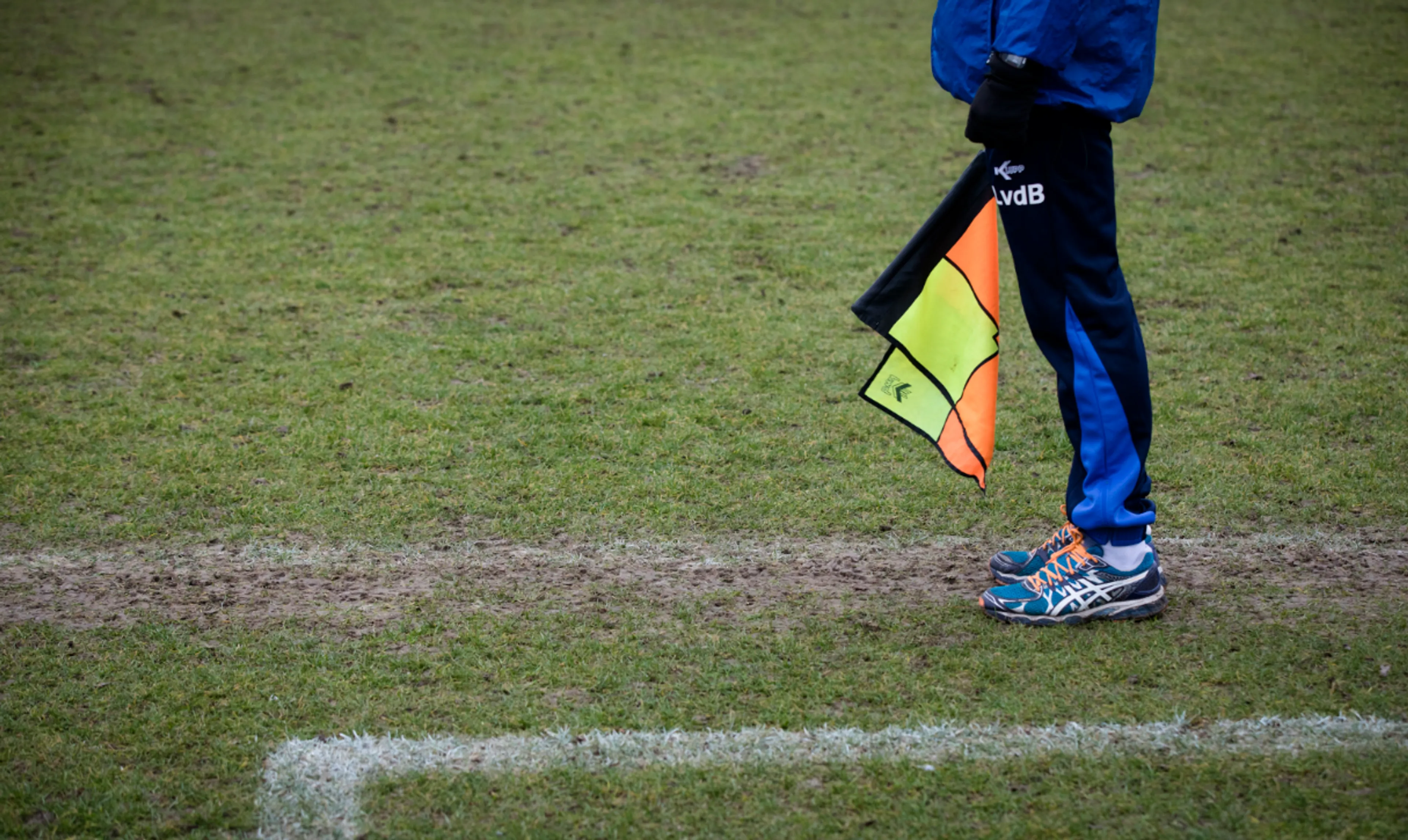 Jeugdtrainer op non-actief na 'kankerjood' aan adres van Joods spelertje