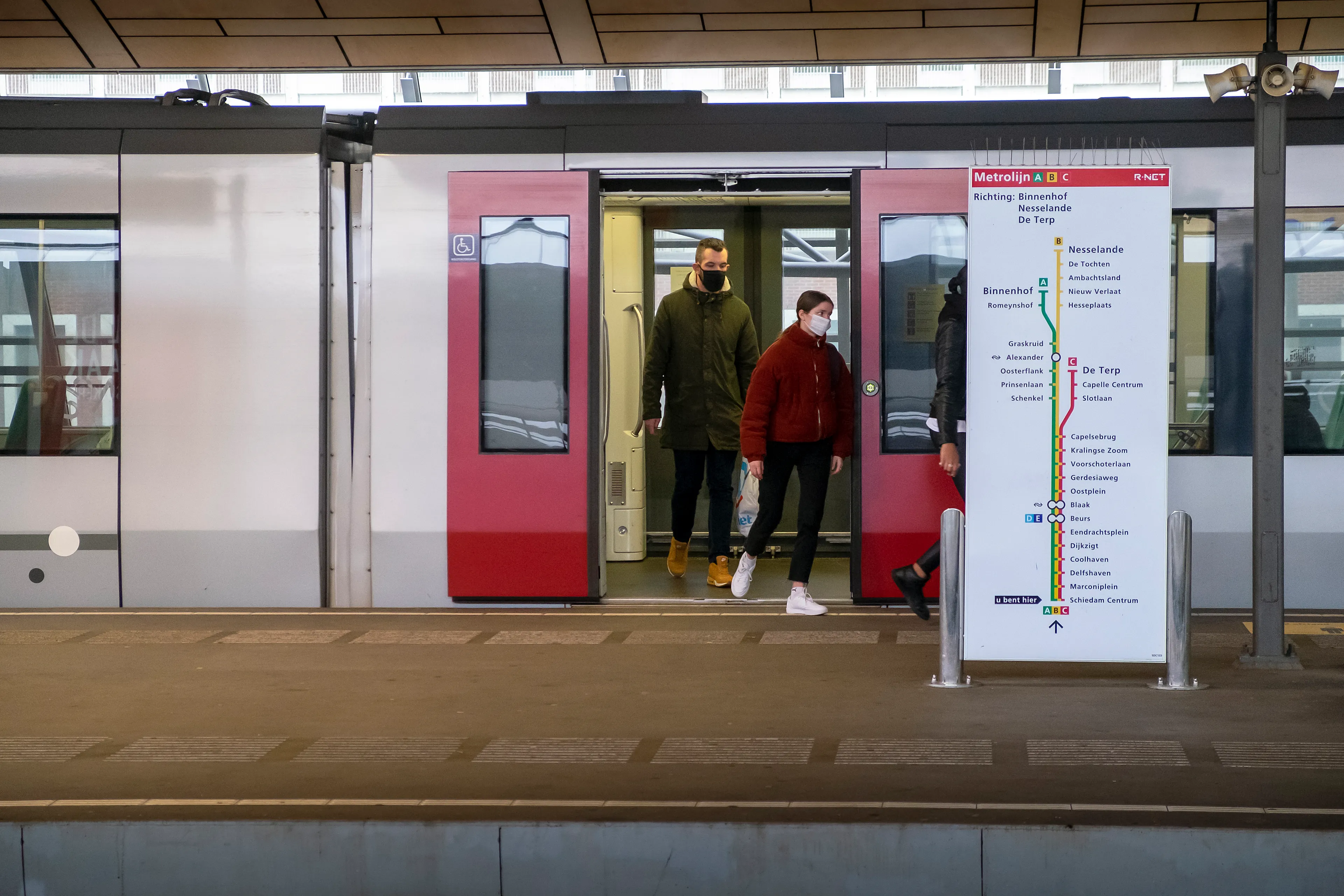 Man opgepakt voor schietincident op Amsterdams metrostation