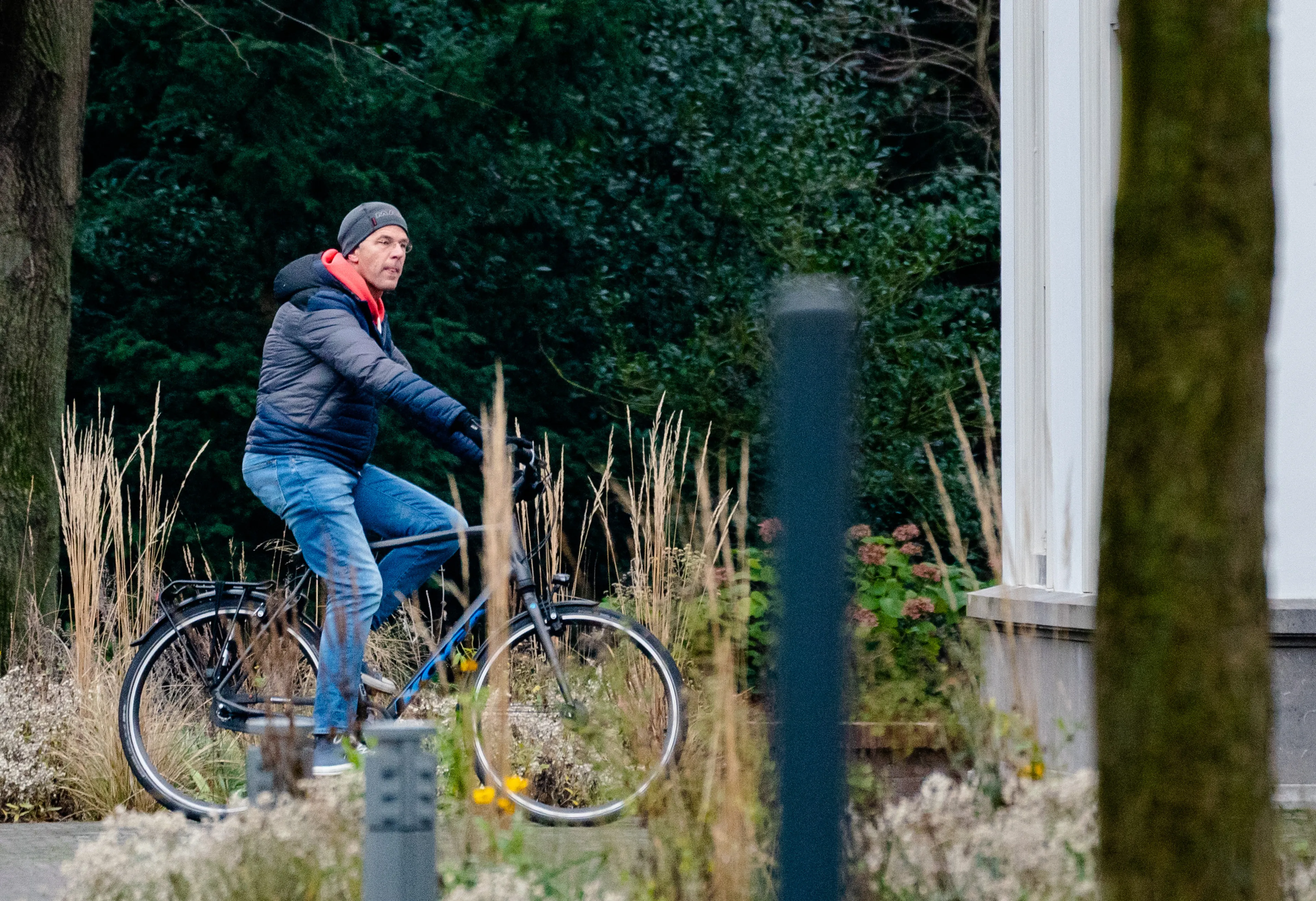 'Kabinet komt niet met versoepelingen door hoge besmettingscijfers'
