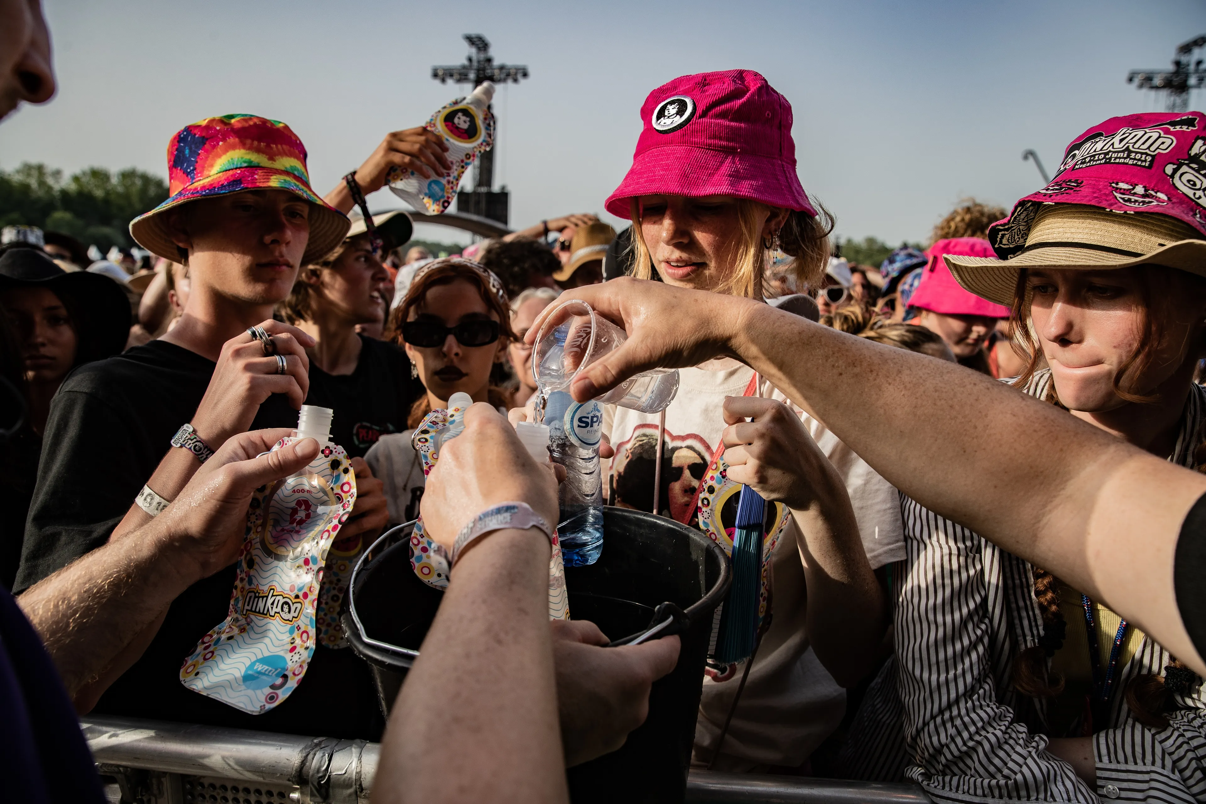 Dansen in de volle zon op Pinkpop: 30 graden tijdens festivalweekend 