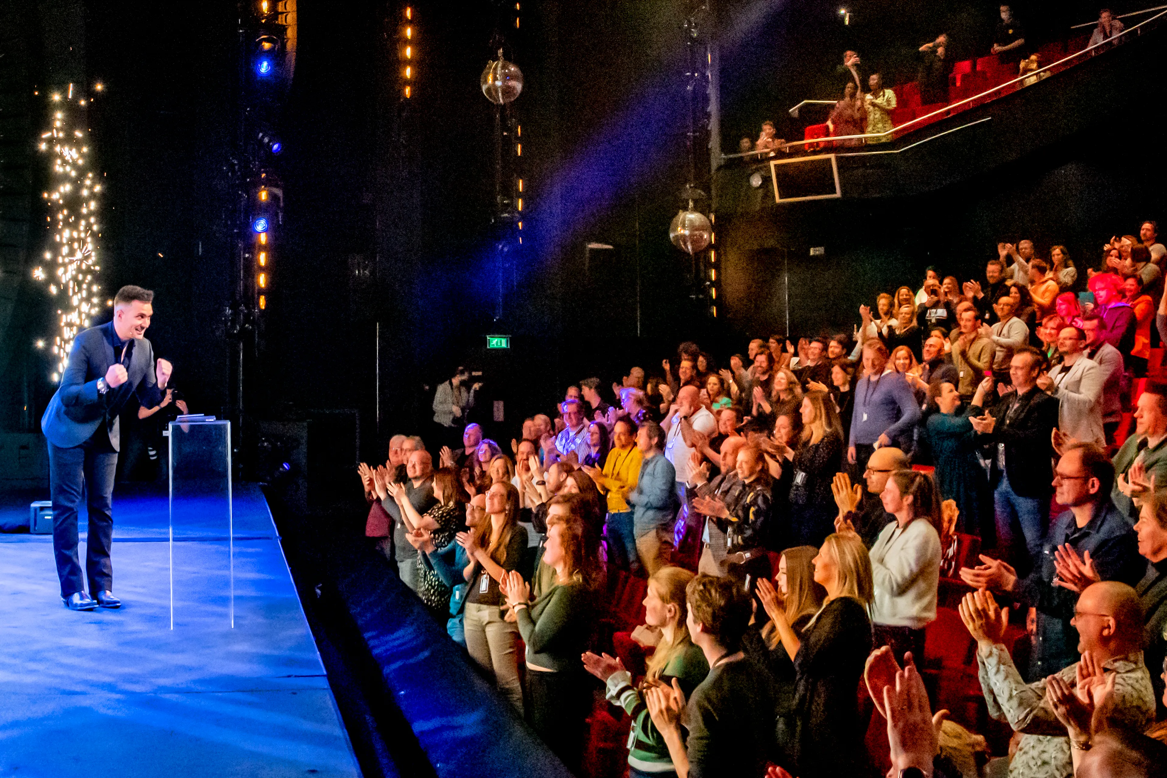 Eerste theatershow met meer dan 30 bezoekers sinds begin lockdown