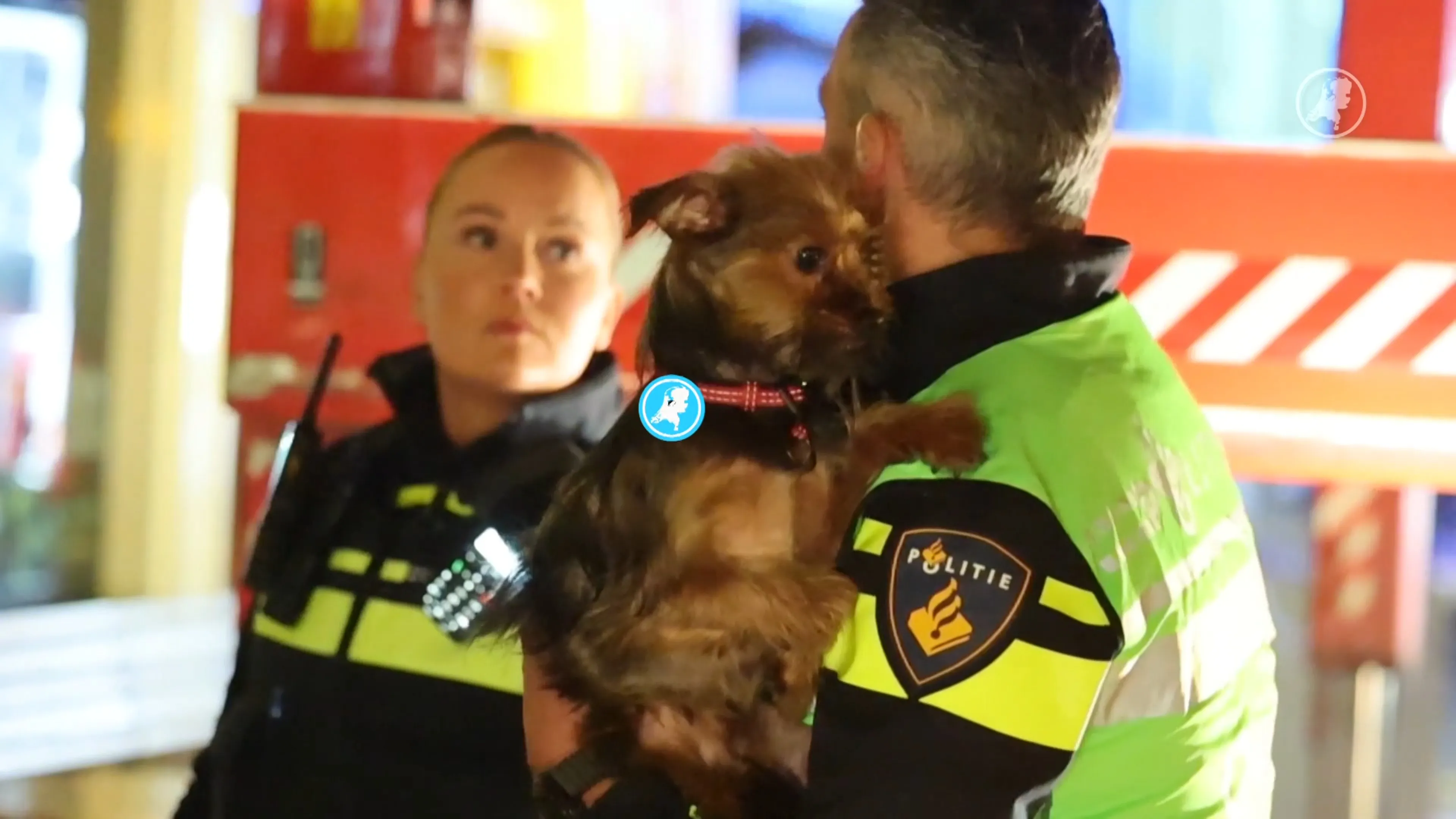 Grote woningbrand Delft, bewoners geëvacueerd