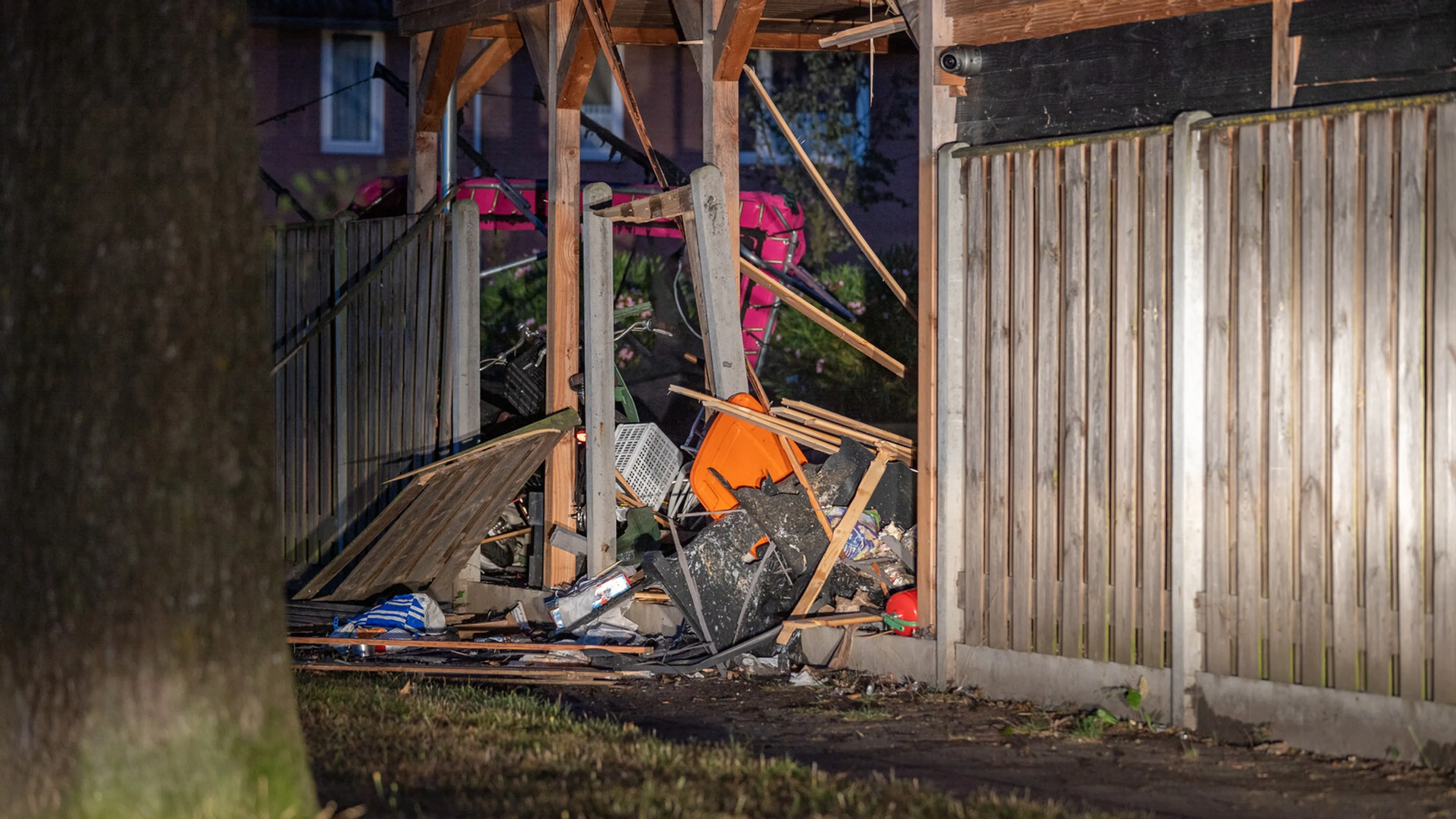 Twee explosies binnen een week bij huis Schalkhaar, 'woning van verdachte crashdrama Deventer'
