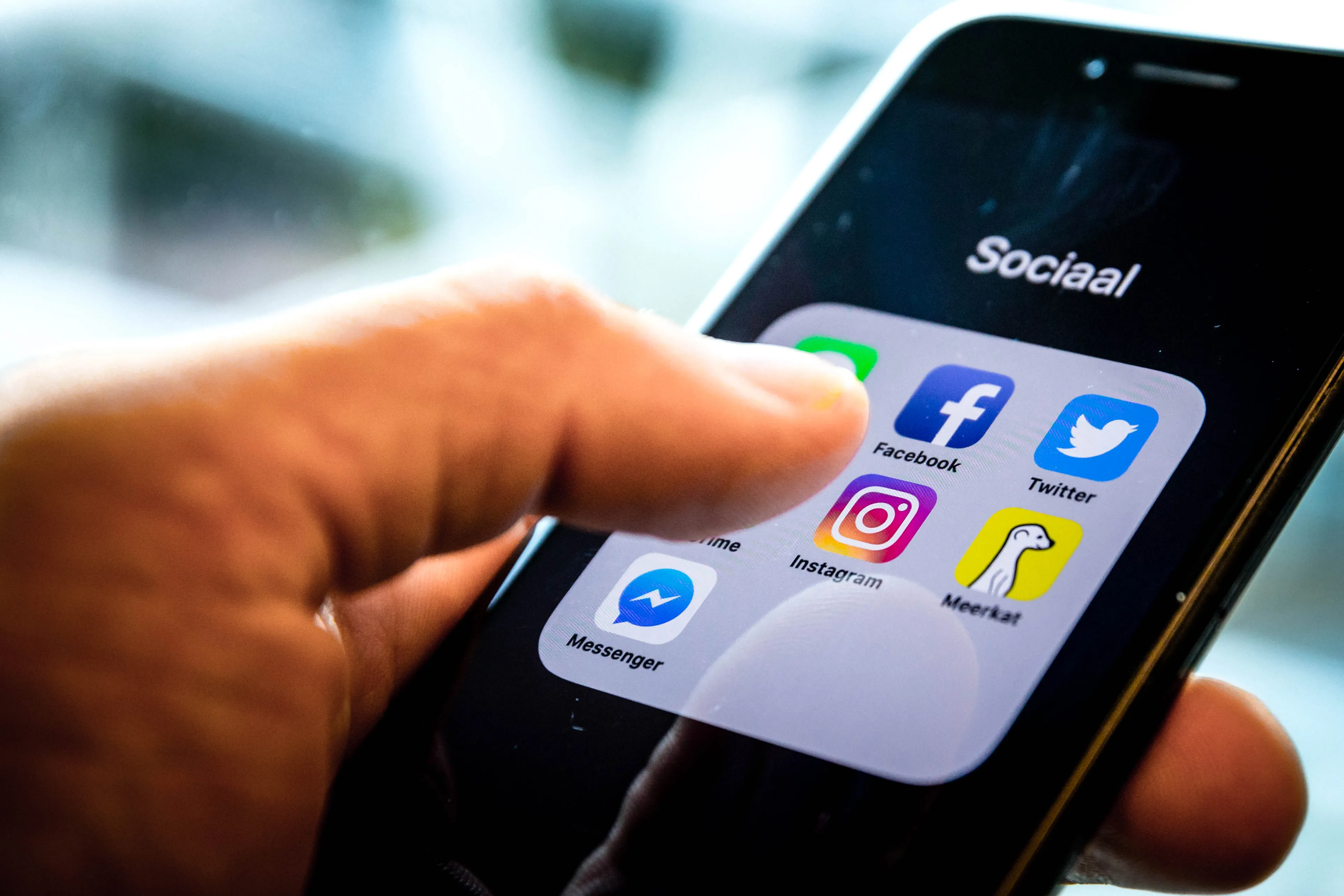 Facebook verwijderde twintig miljoen coronaberichten van social media