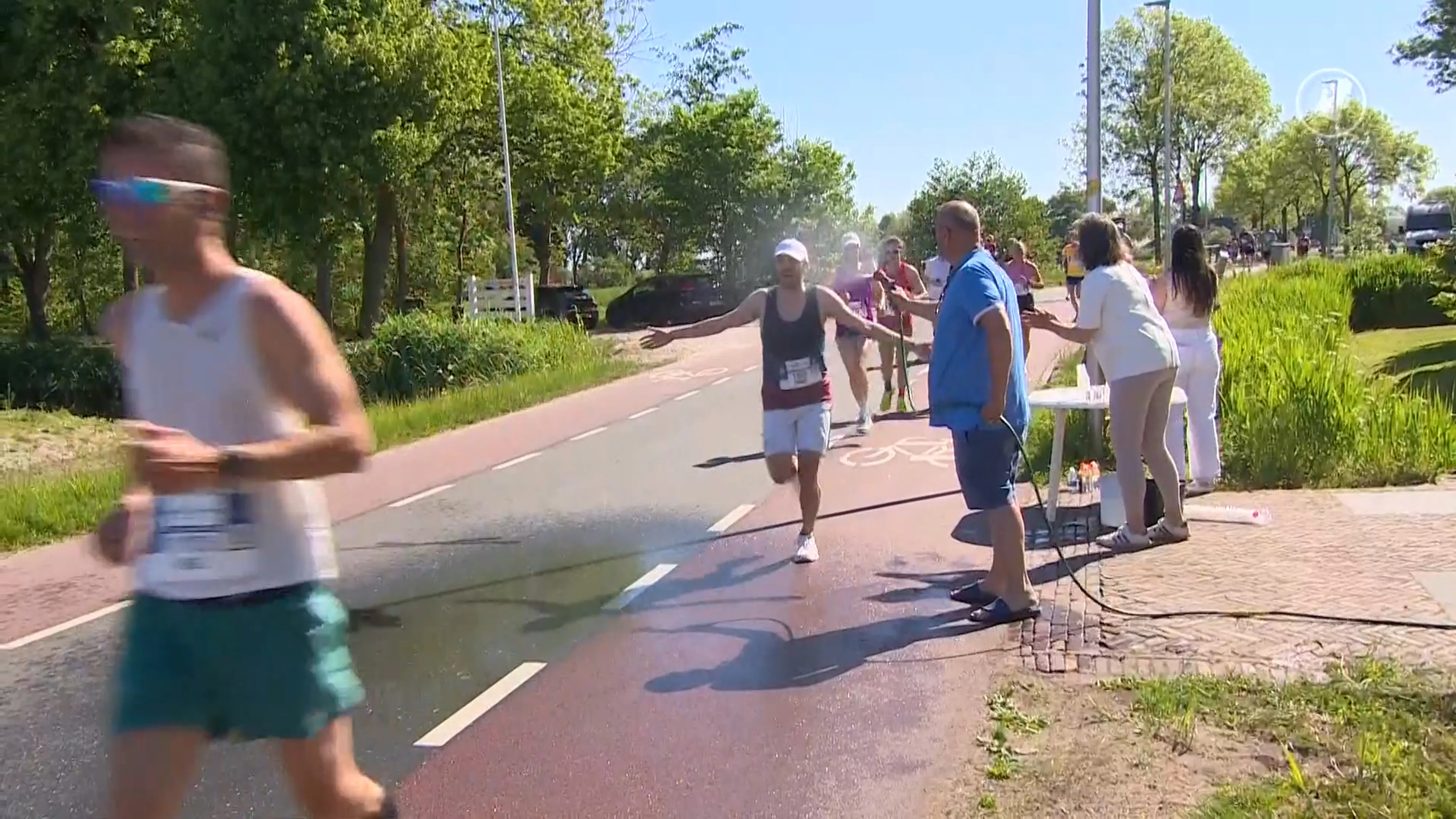 Deelnemers marathon Leiden gaan voorbereid van start