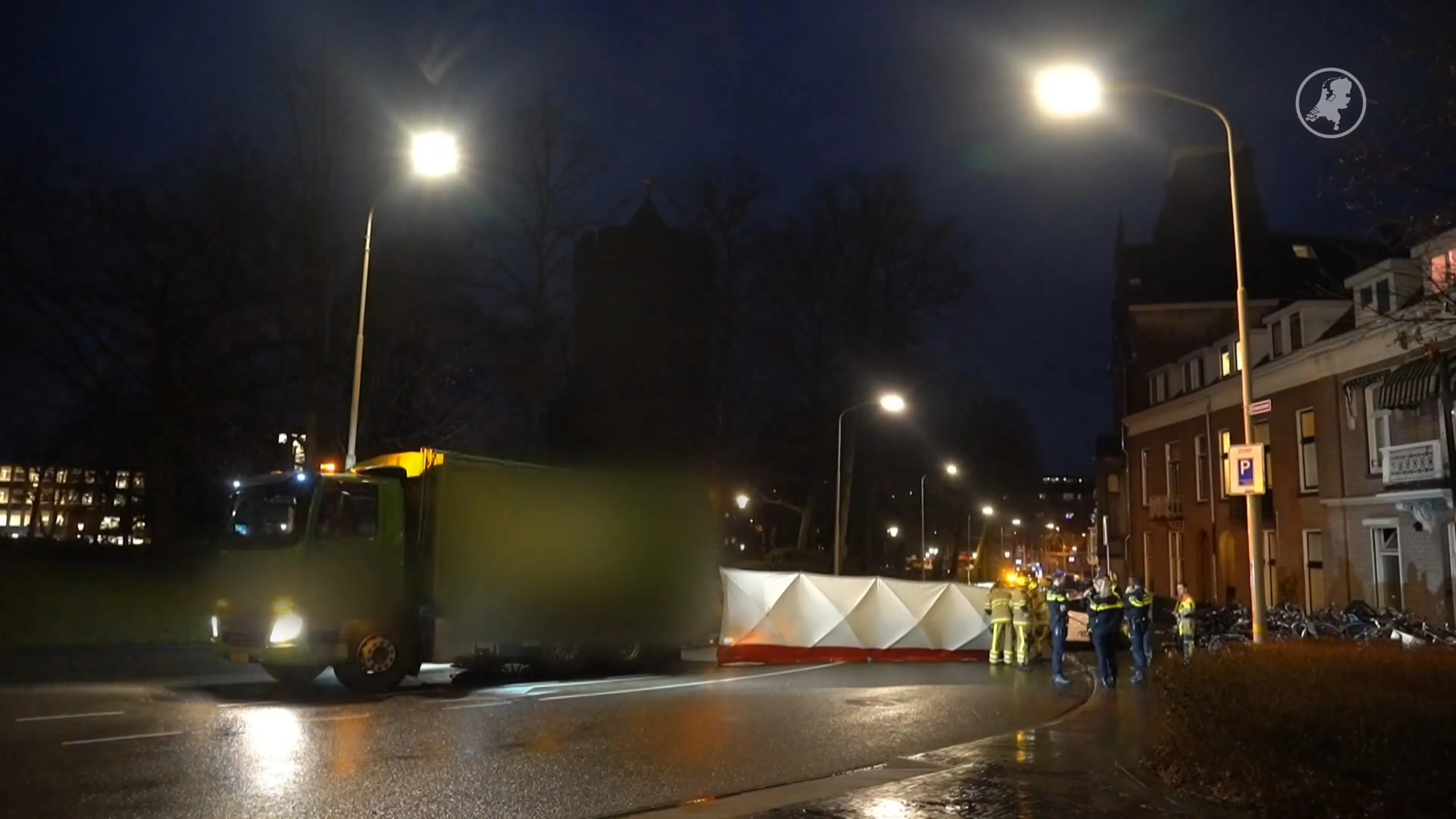 Fietsster (20) overleden na aanrijding met vuilniswagen in Nijmegen