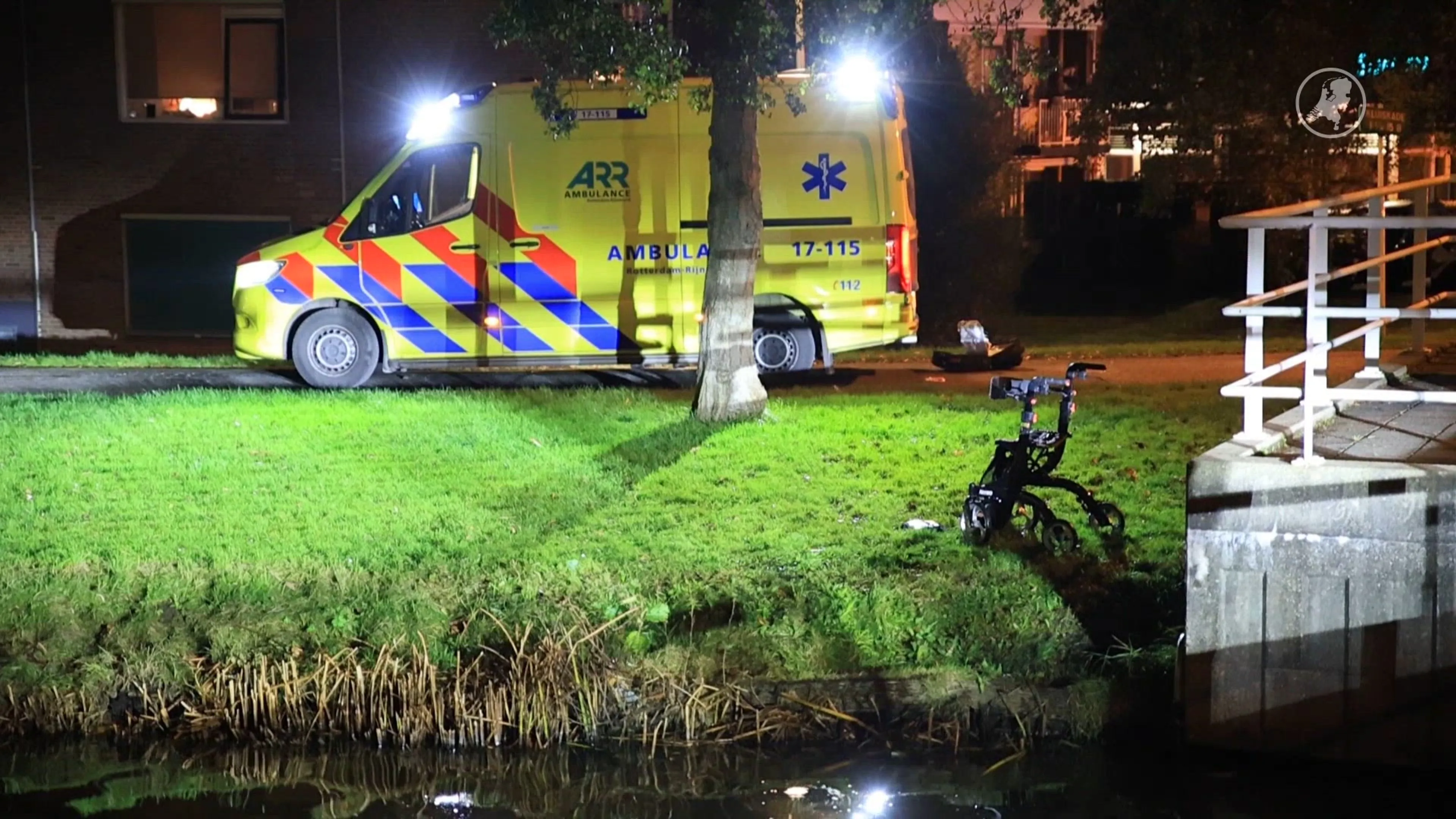 'Vrouw overleden na reddingsactie uit water in Maasland'