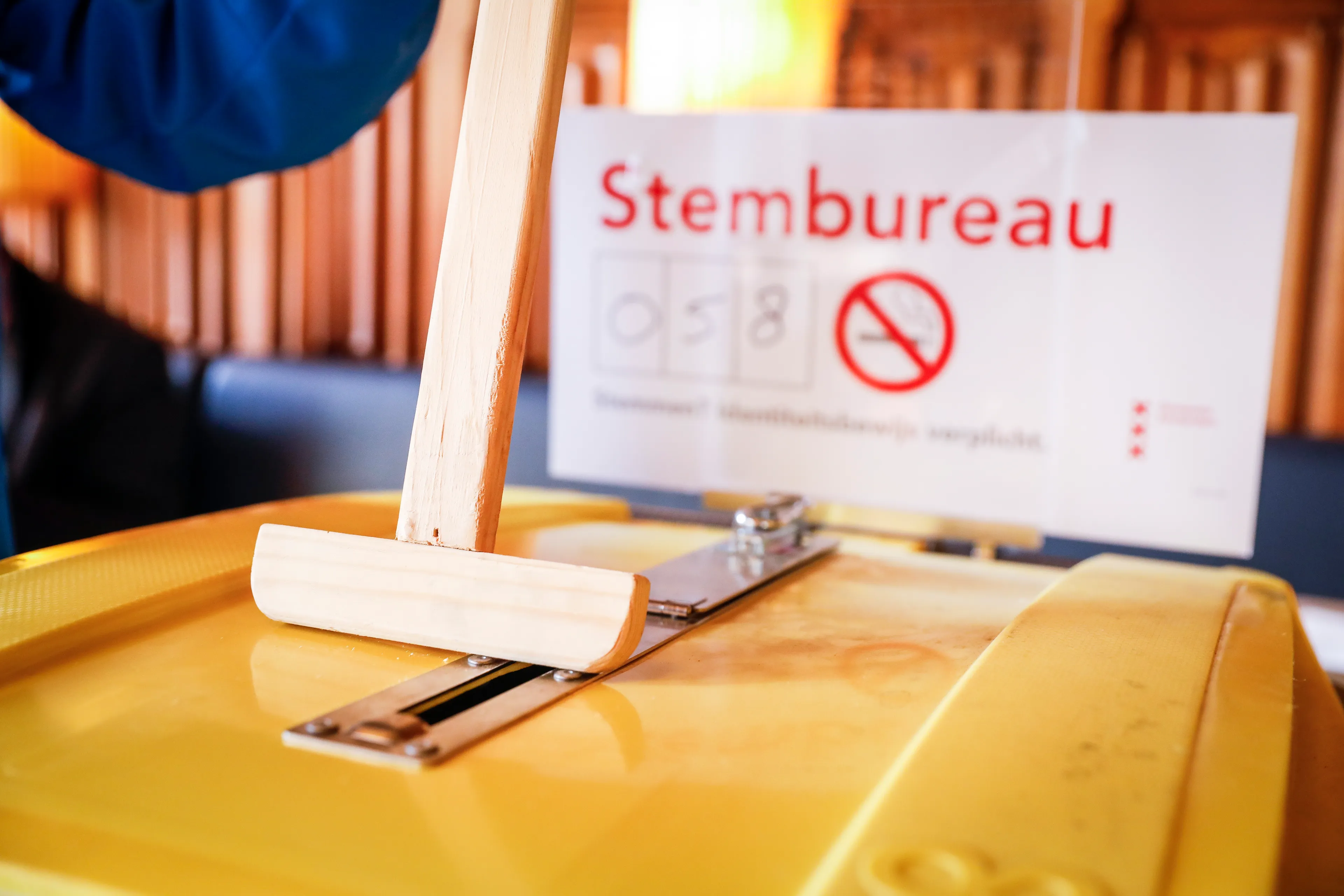 Coronamaatregelen ook bij Tweede Kamerverkiezingen volgend jaar