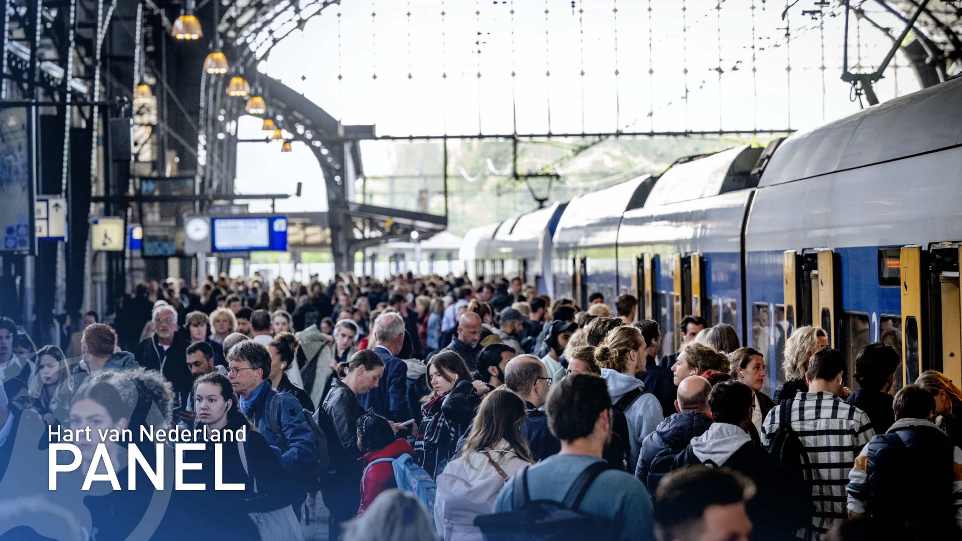 Reizigers keren zich tegen spitsheffing NS, 'maar straks zie je de voordelen' 