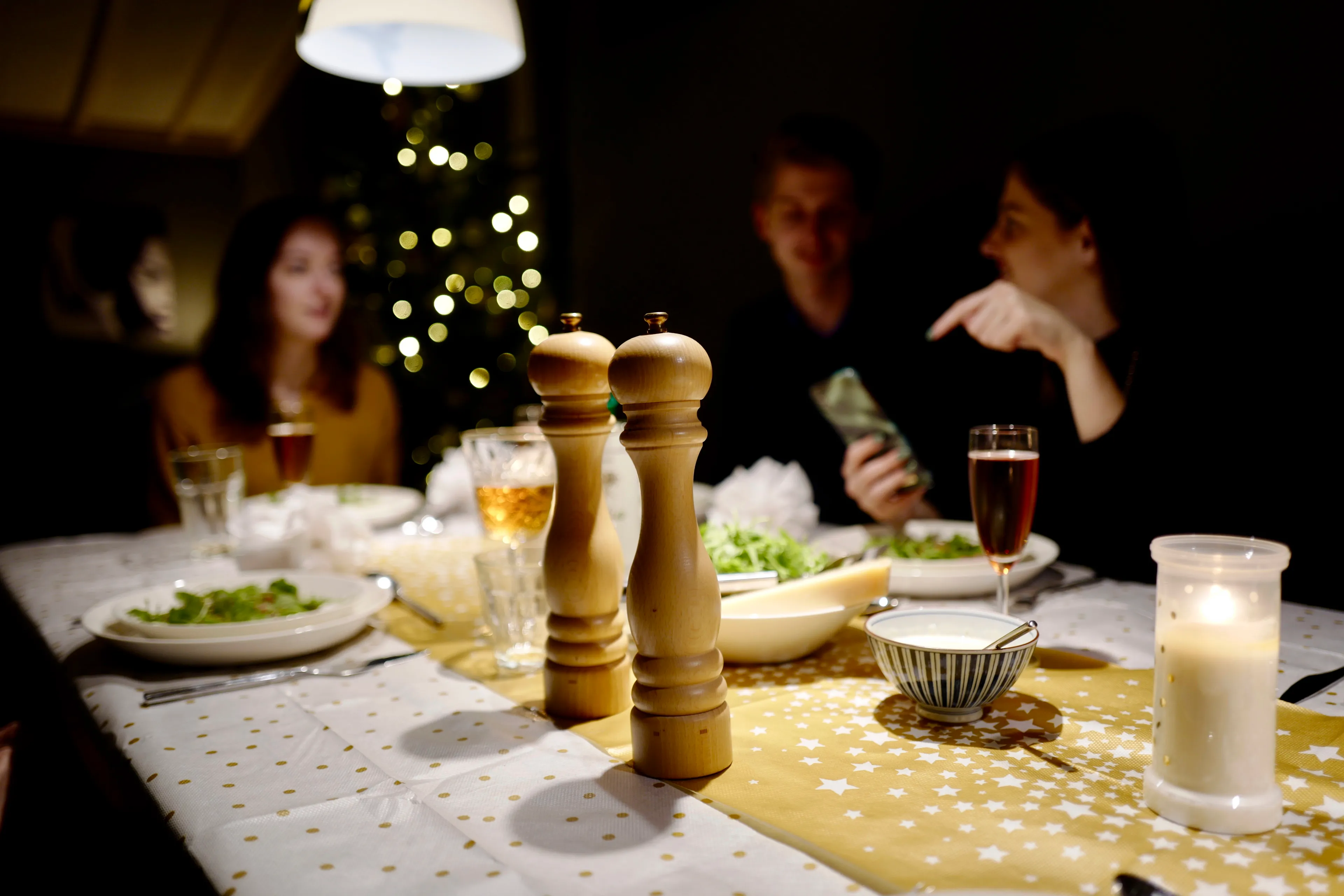 Een op de vijf Nederlanders is niet van plan zich aan de coronaregels te houden tijdens de kerst