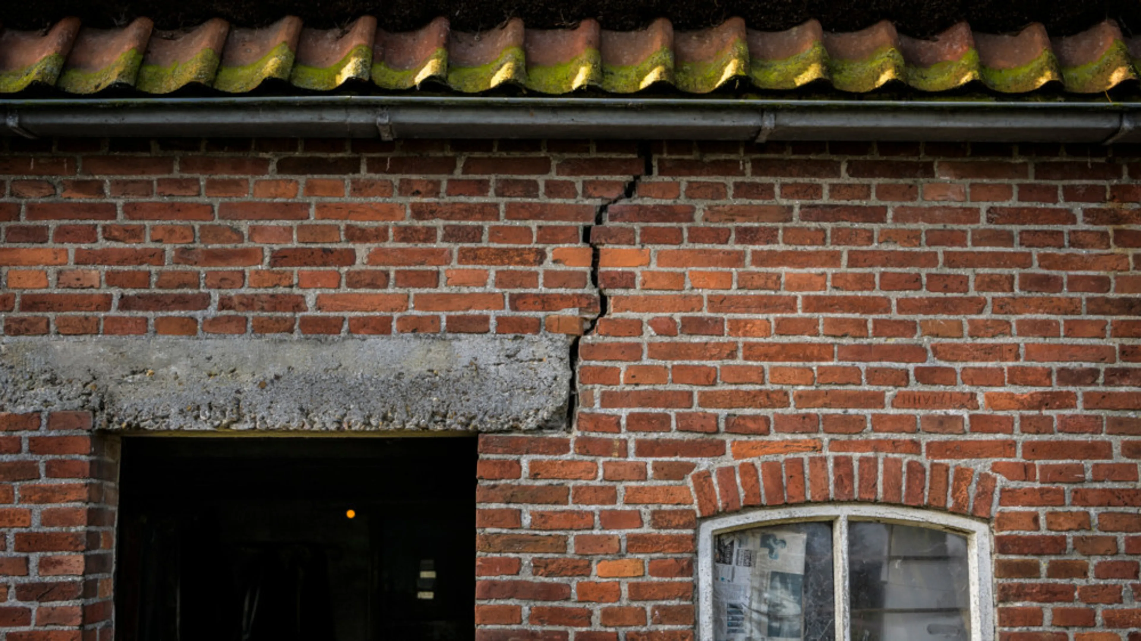 Vijf aanhoudingen voor miljoen subsidiefraude aardbevingsschade Groningen