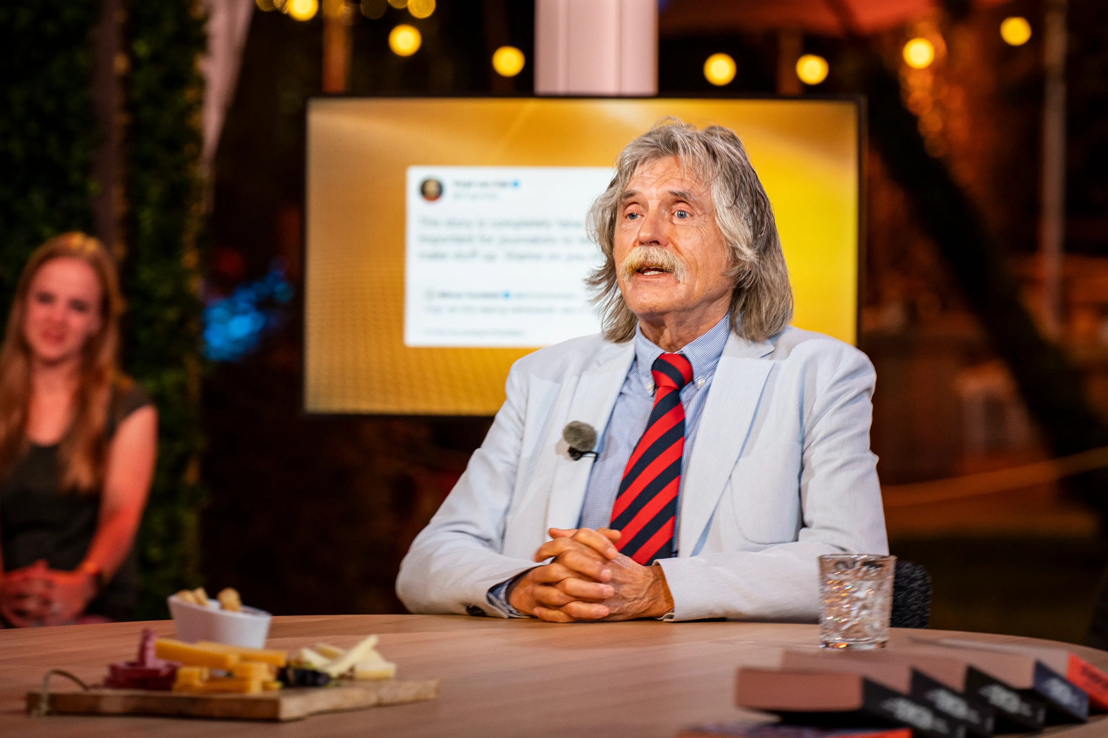 'Derksen, Genee en Van der Gijp krijgen dagelijkse talkshow'