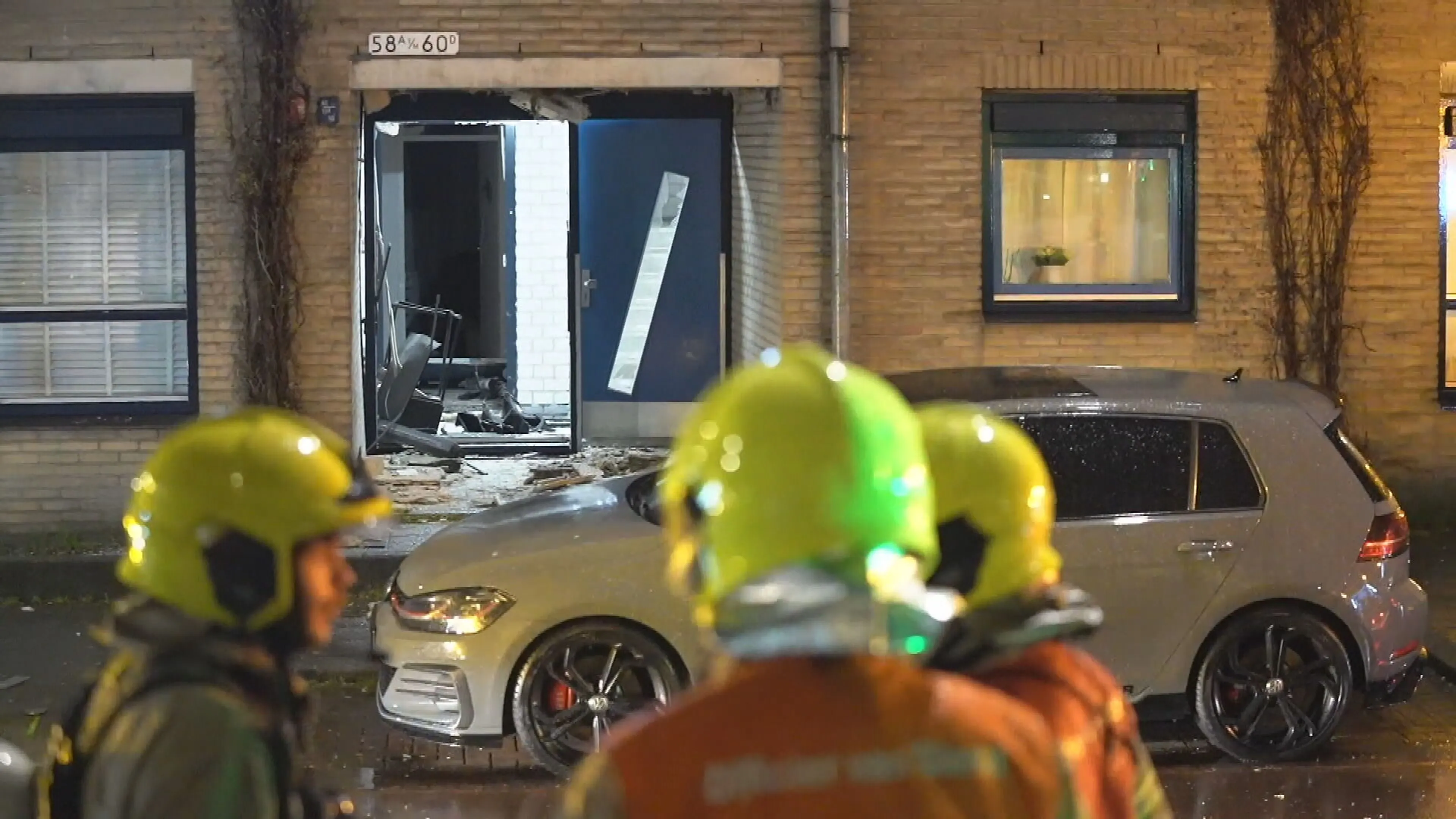 Explosie in portiek in Rotterdam, ruim 20 mensen geëvacueerd