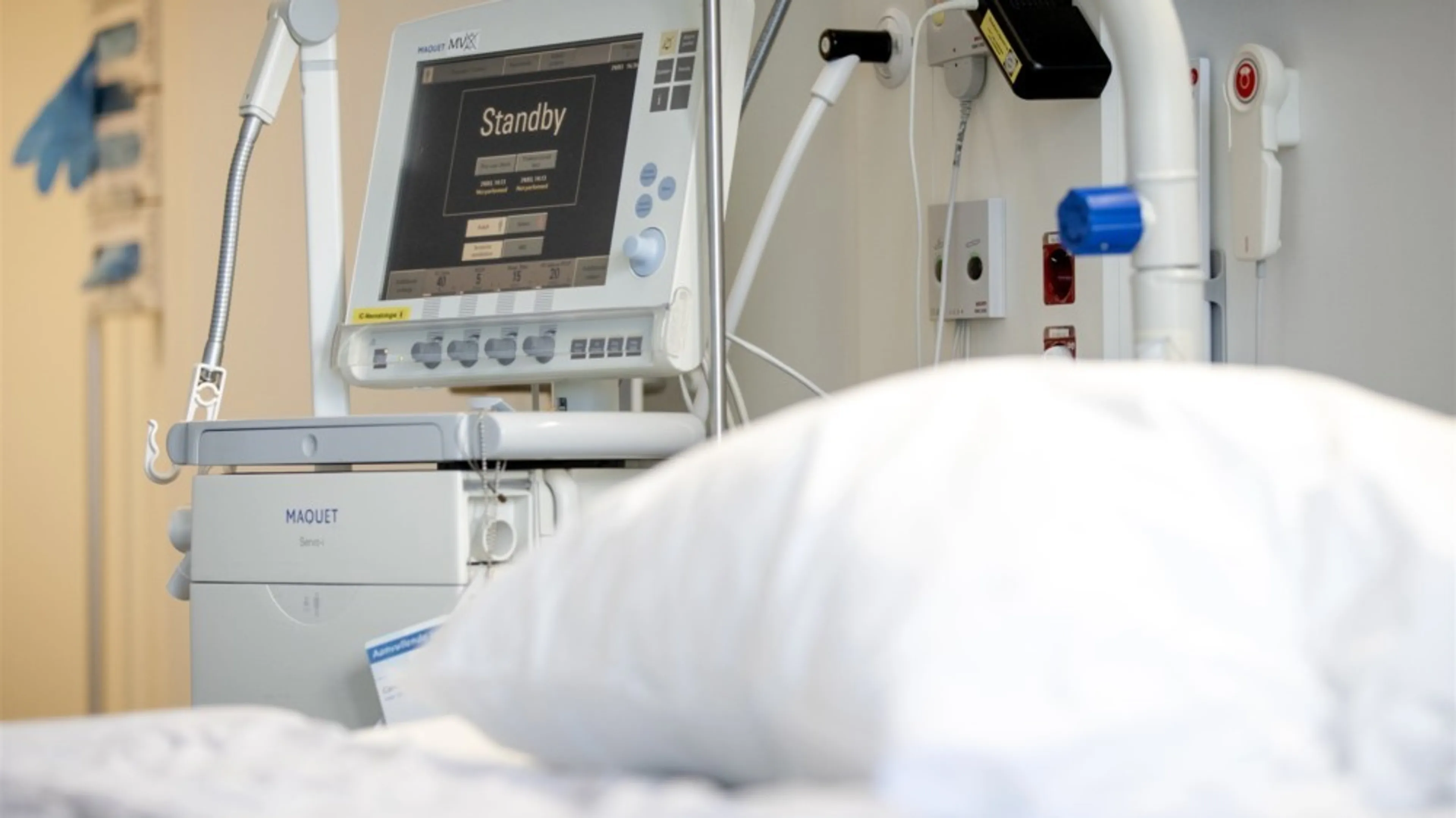 Aantal coronapatiënten op intensive care onder 700