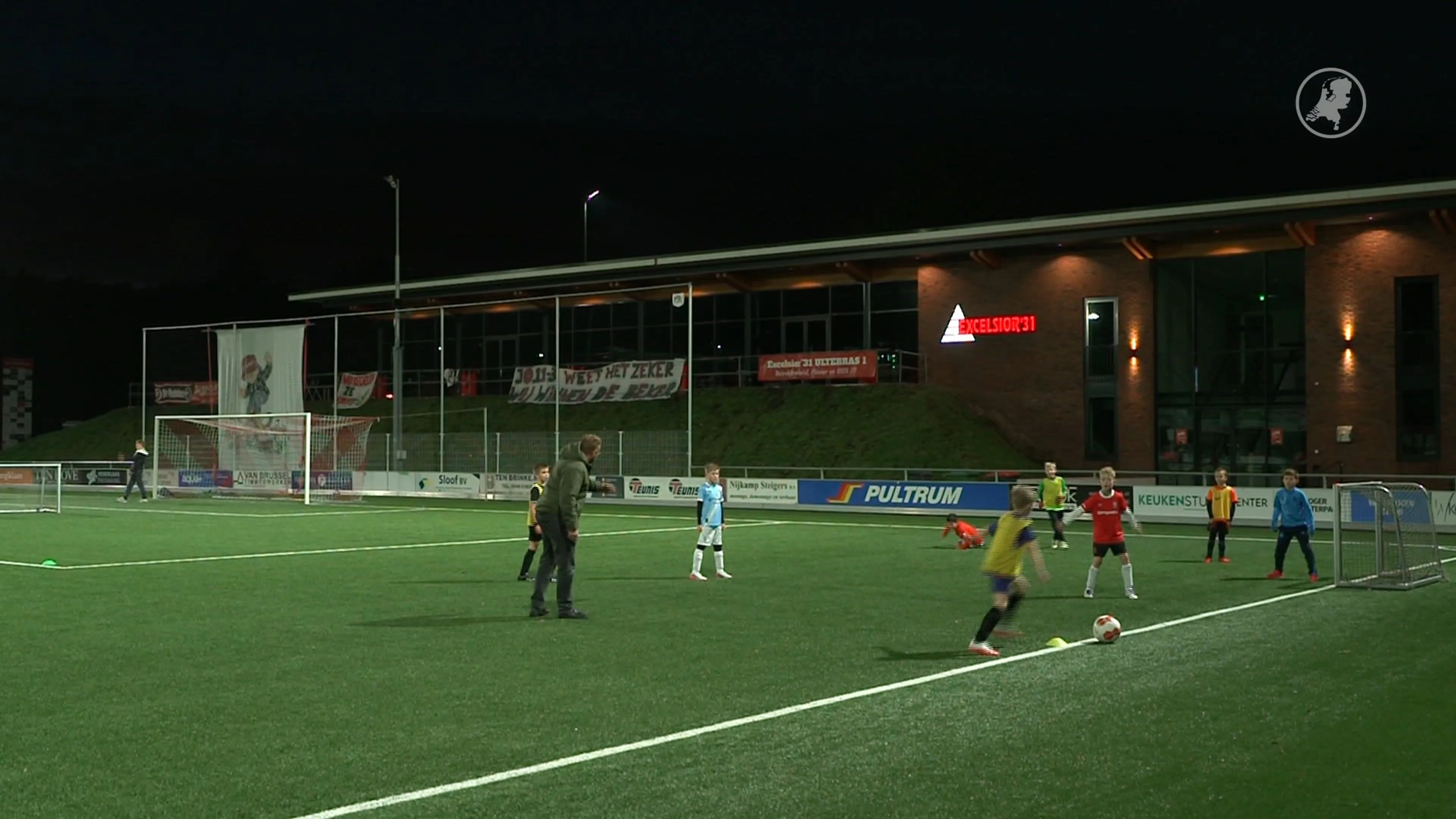 Feest in Overijsselse Rijssen: Excelsior ’31 uit Rijssen stunt in de KNVB Beker