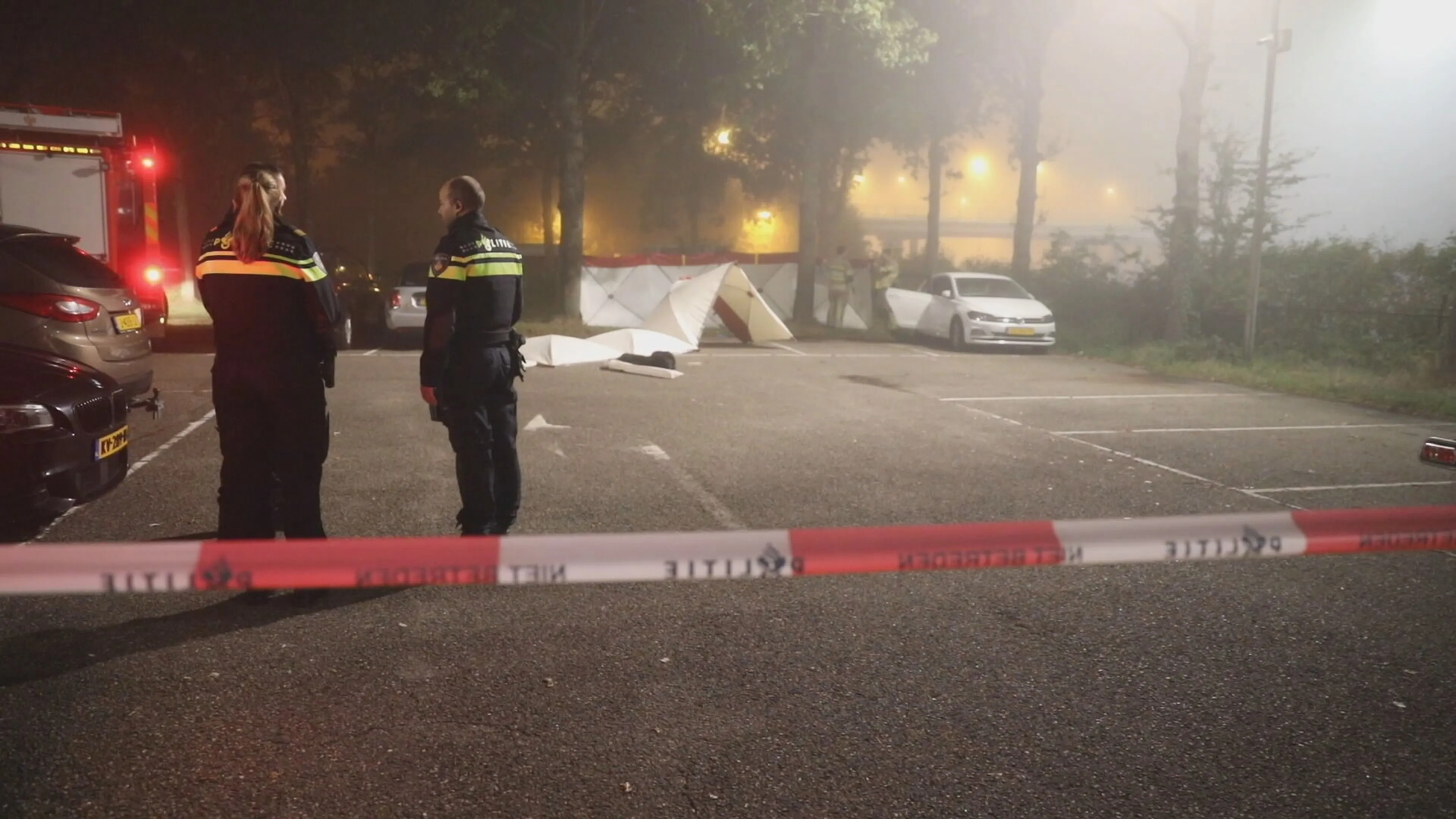 Man (34) opgepakt voor gevonden dode vrouw in auto Eemnes, maar vragen blijven
