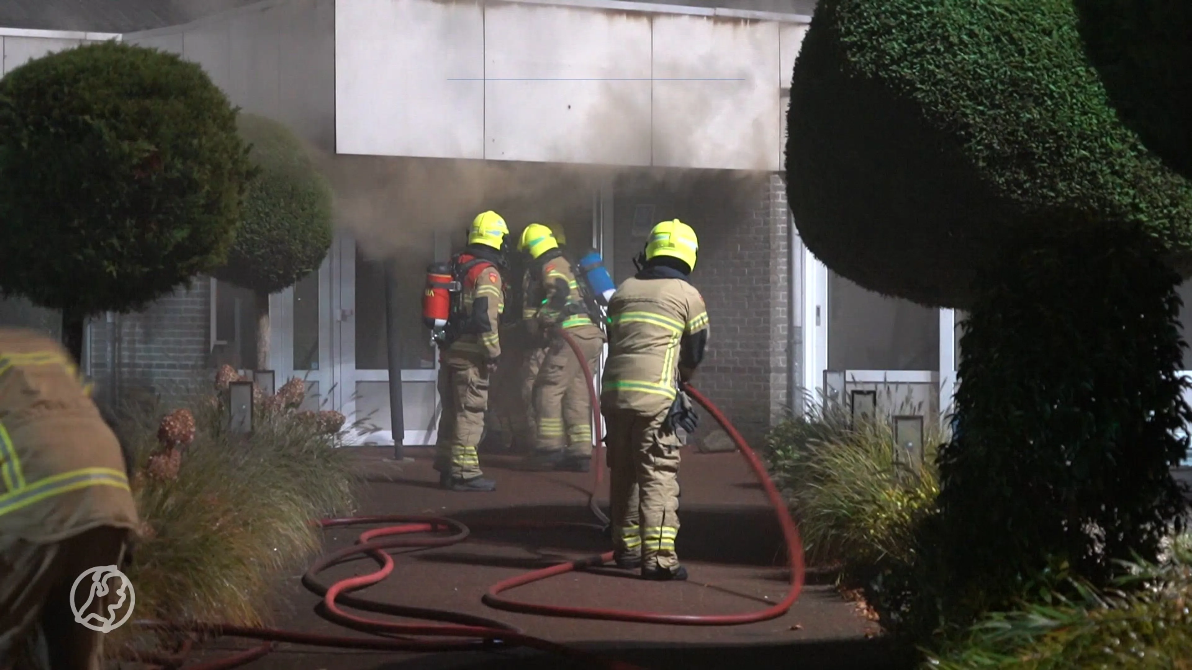 Restaurant in Wervershoof zwaar getroffen door grote uitslaande brand
