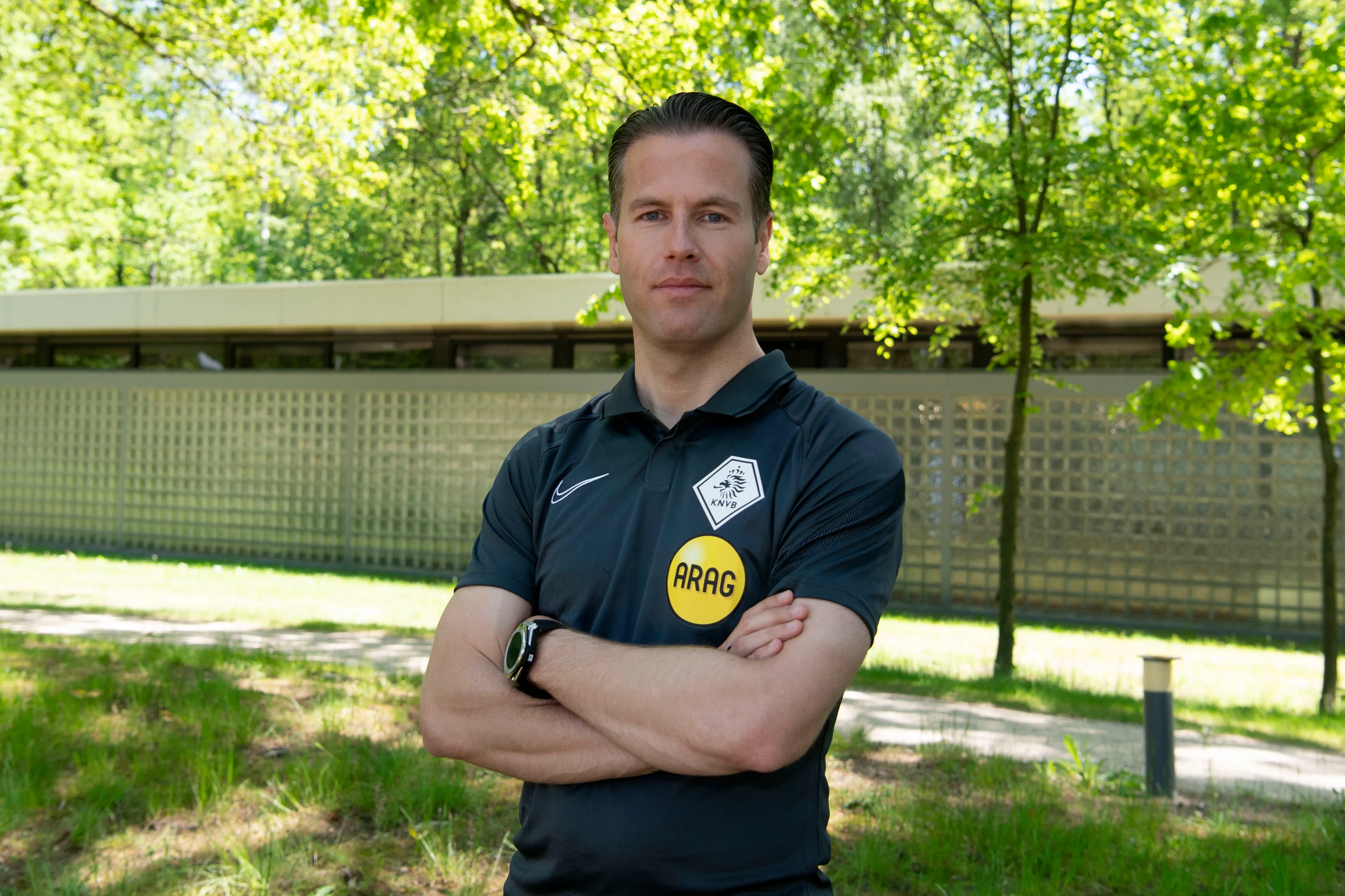 Nederlandse scheidsrechter Makkelie mag openingsduel EK leiden