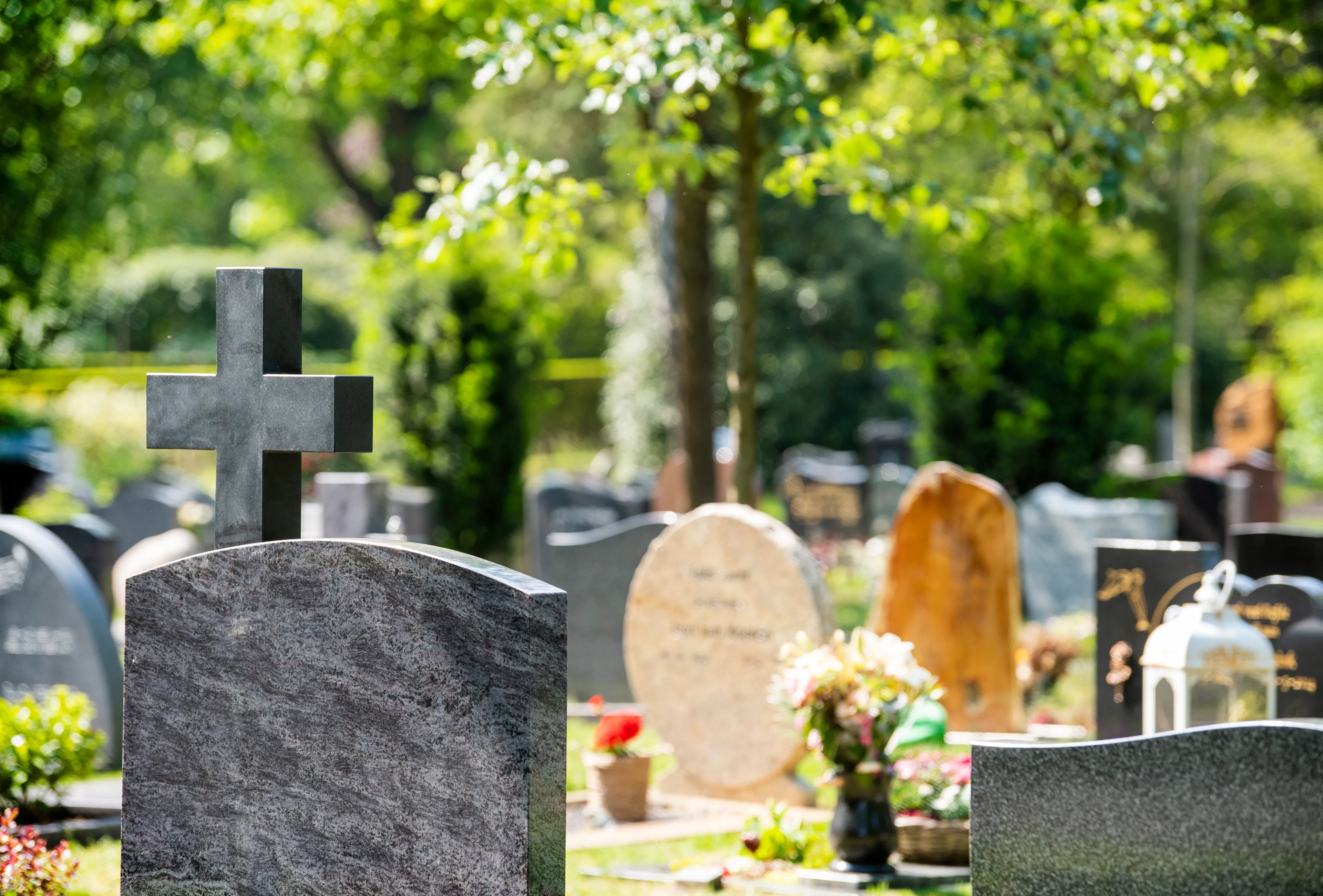 Man die babylijkje uit graf zou hebben gehaald komt vrij