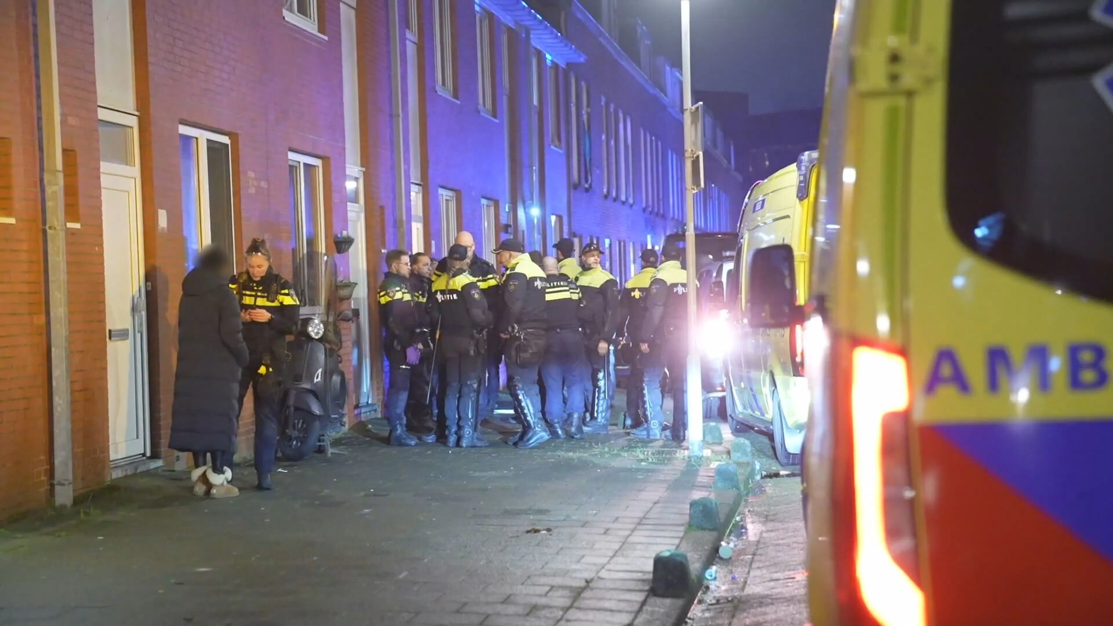 Man opgepakt voor neersteken van drie mensen op meerdere plekken in Rotterdam