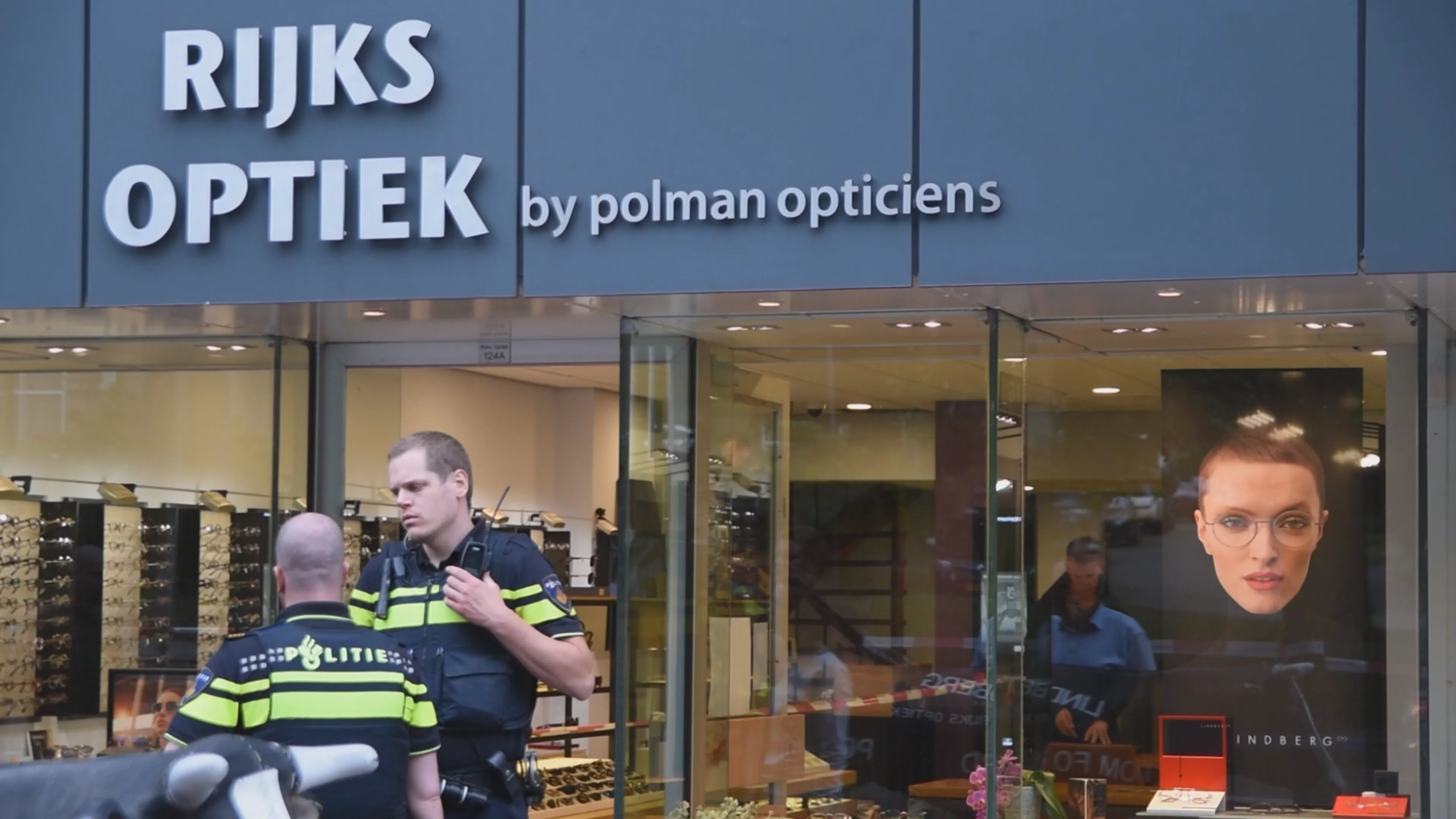 Medewerksters opticien Oosterbeek onder schot gehouden tijdens brute overval