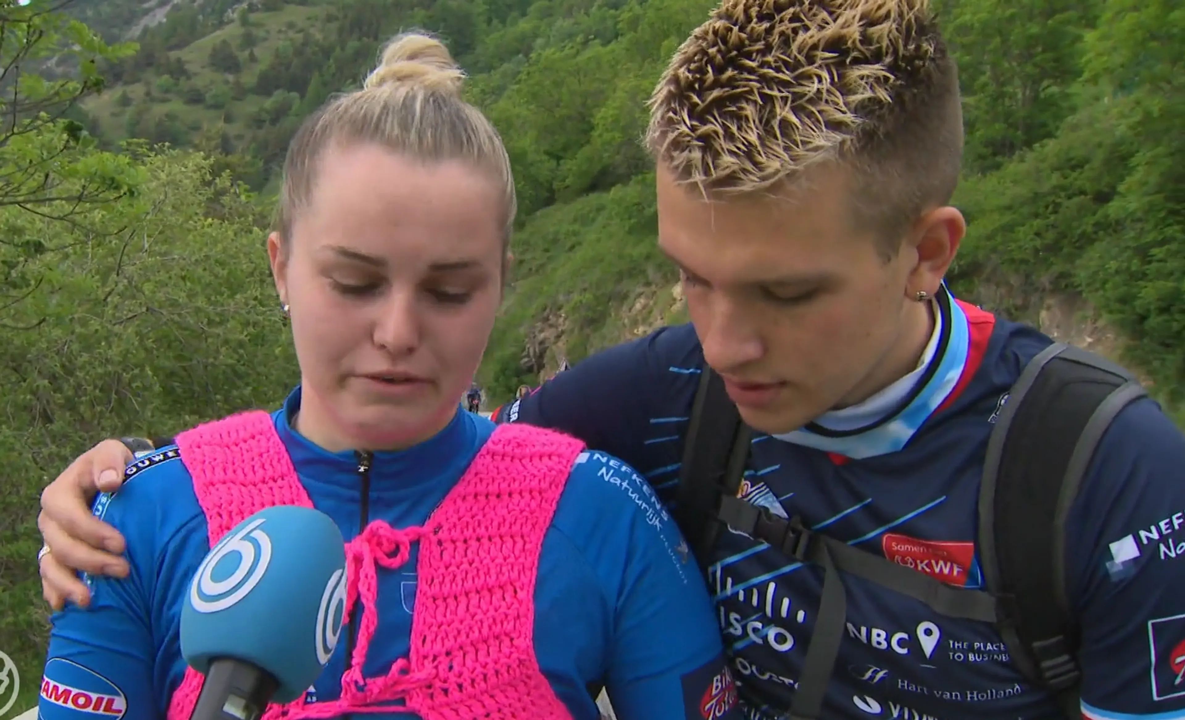 Wendy loopt Alpe d'HuZes met kinderen Veerle en Hessel: 'Papa zou enorm trots zijn'