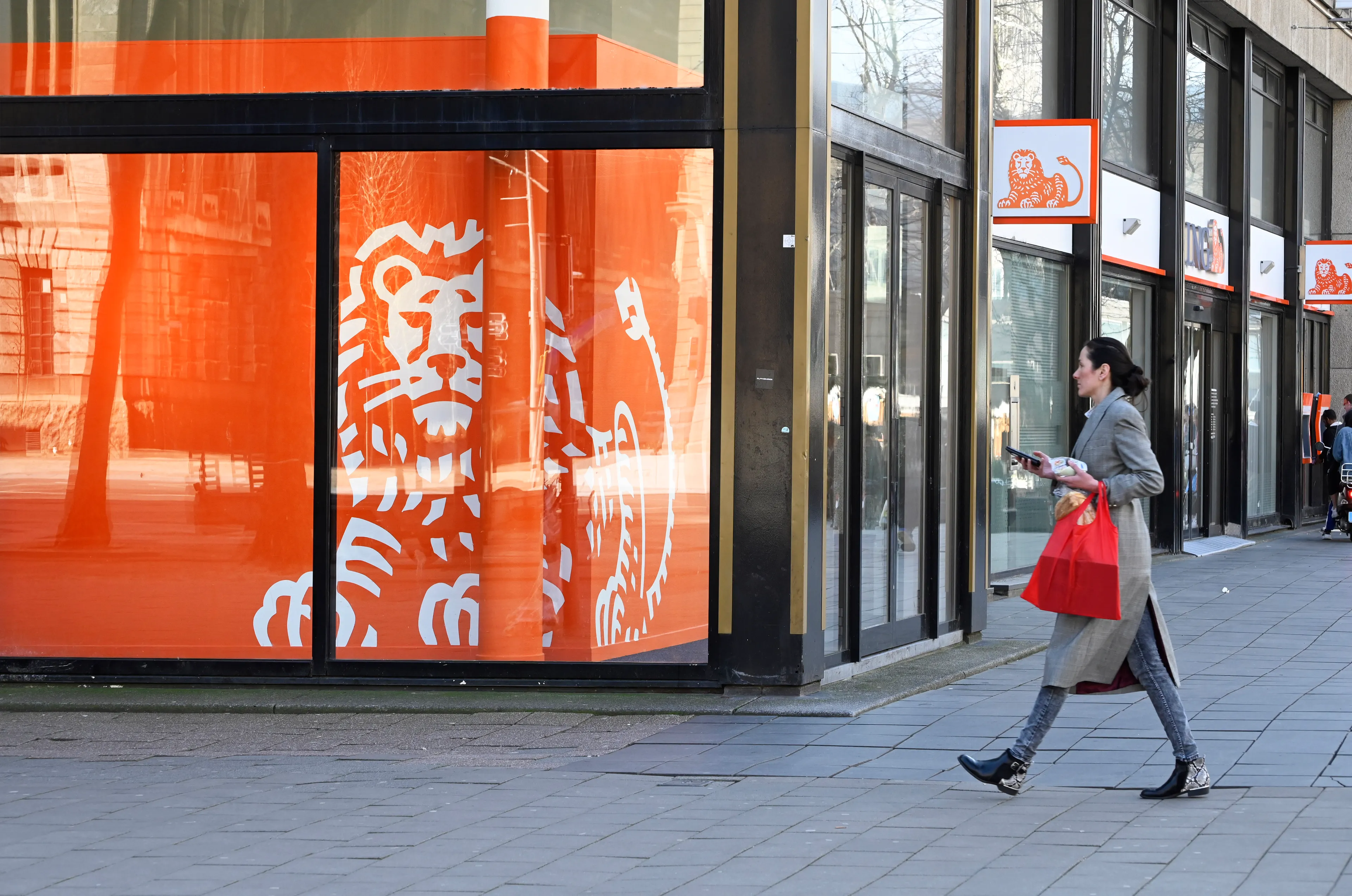 ING sluit per direct één op de vier kantoren