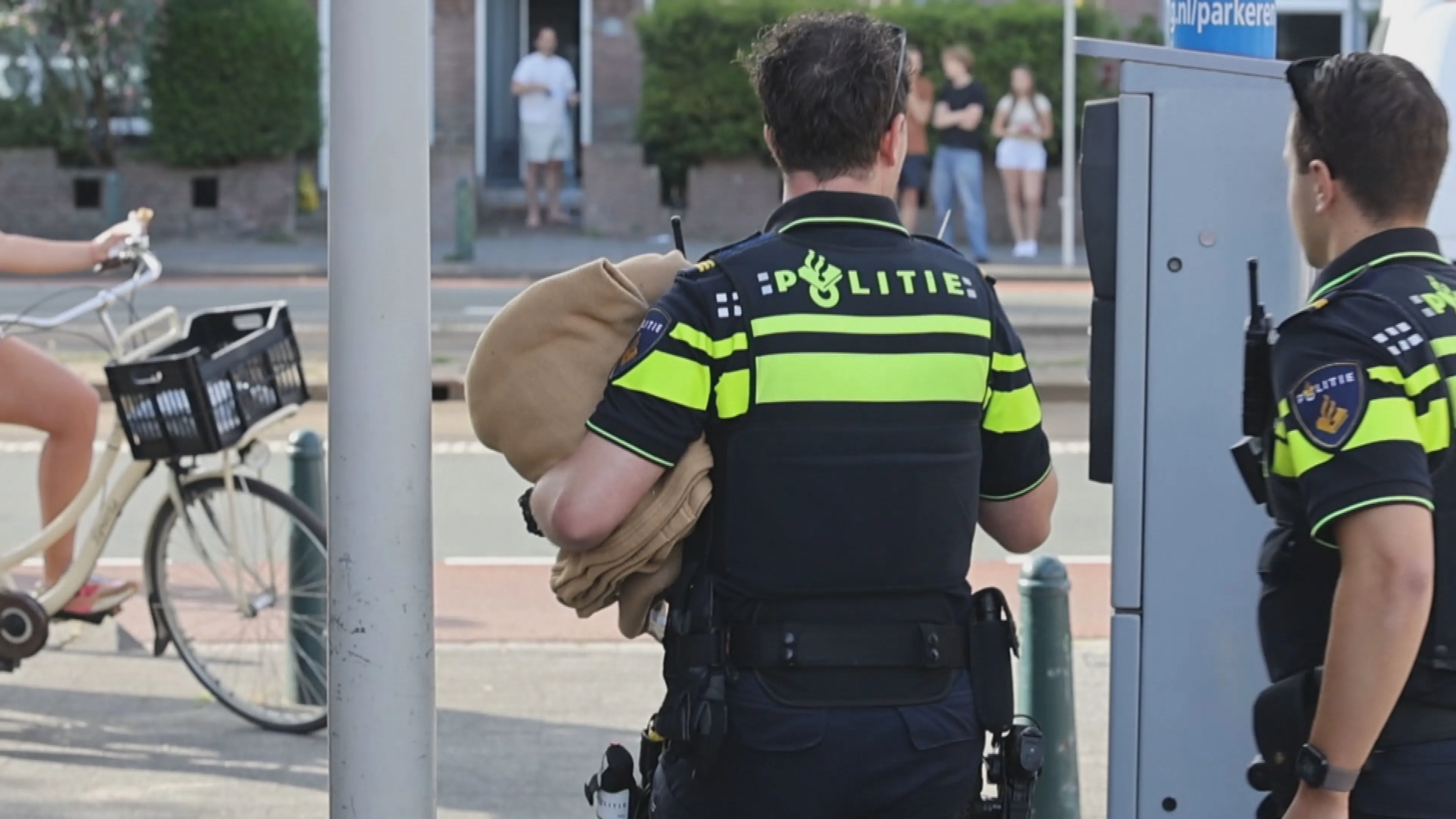 Vijf honden overleden door woningbrand in Den Haag
