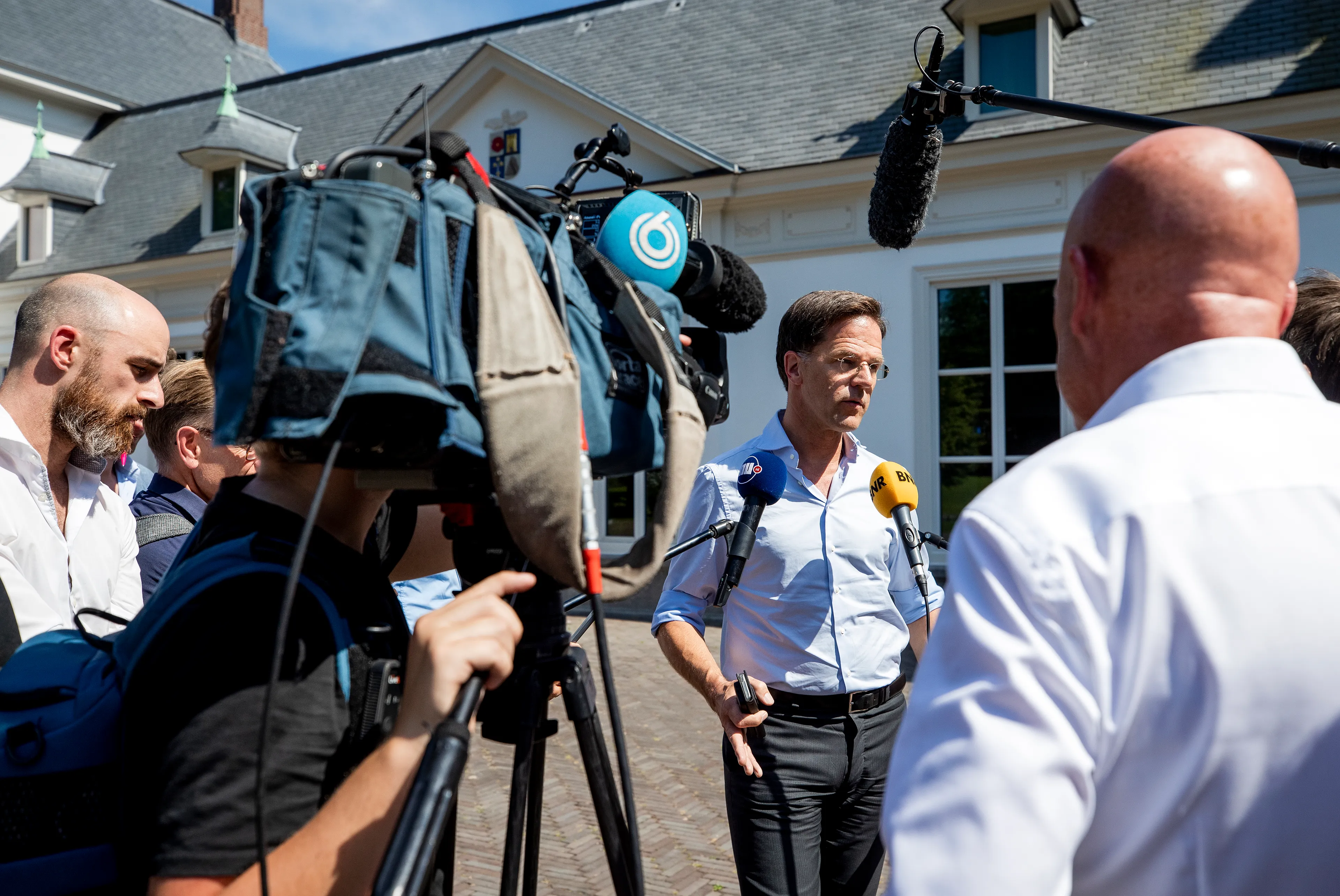 Rutte praat vandaag met Black Lives Matter en Kick Out Zwarte Piet