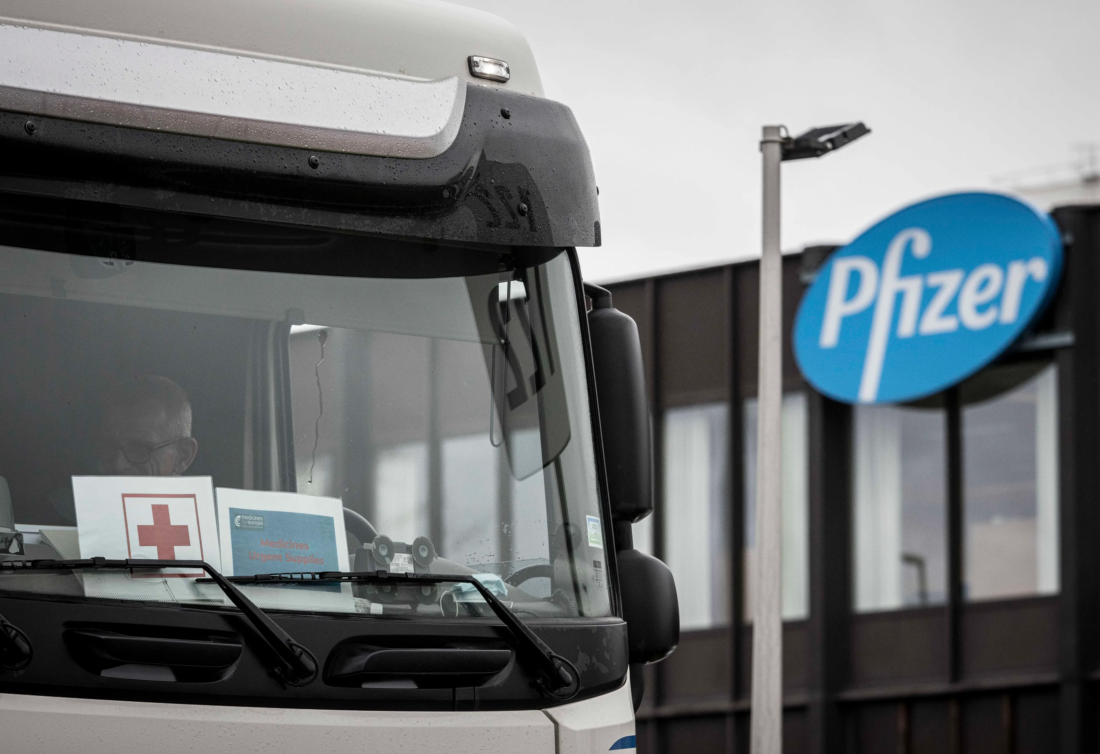 EMA geeft goedkeuring voor Pfizer-vaccin: Nederland kan beginnen met prikken tegen corona