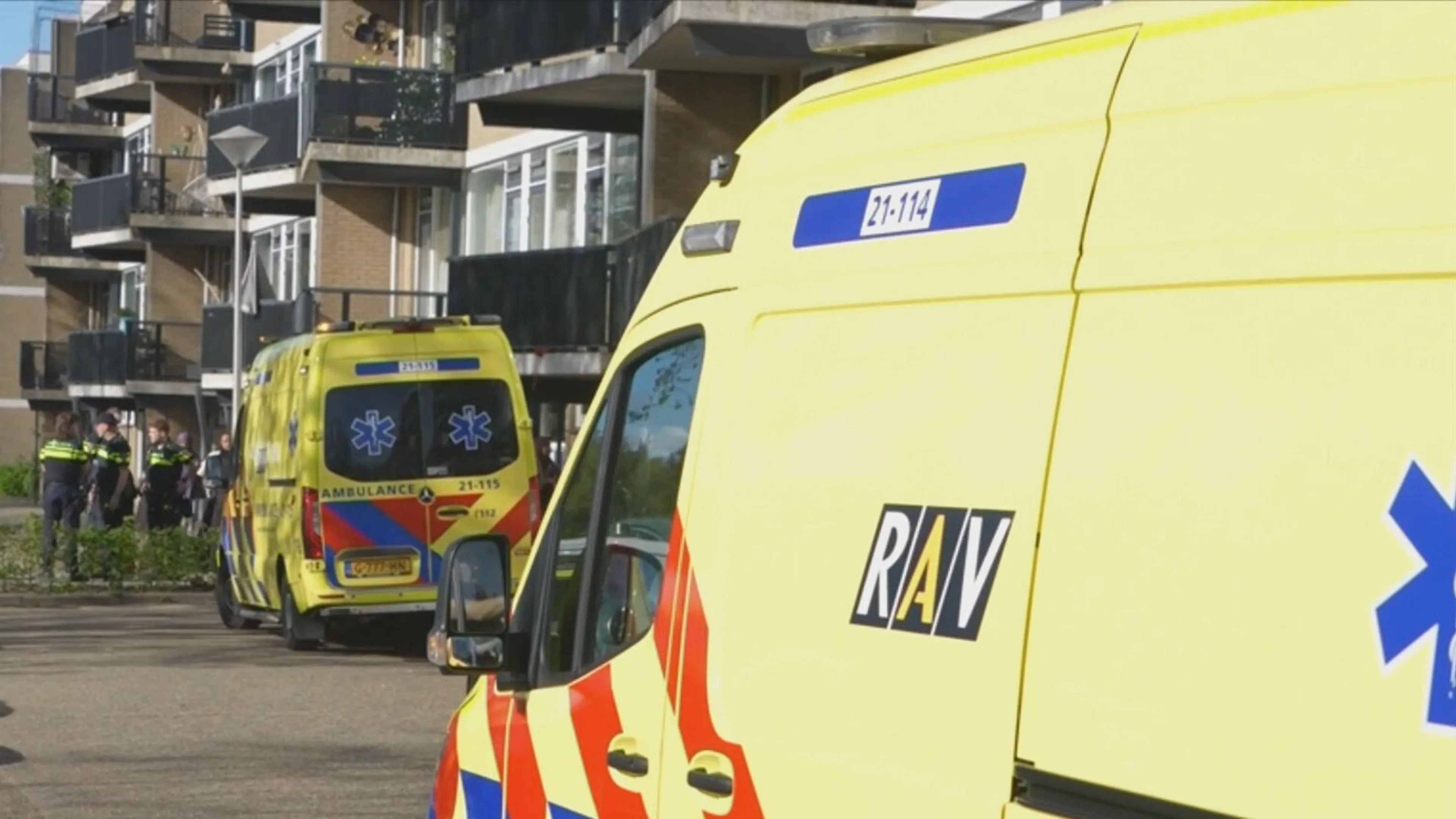 Dode vrouw in woning Oss, kindje naar ziekenhuis gebracht
