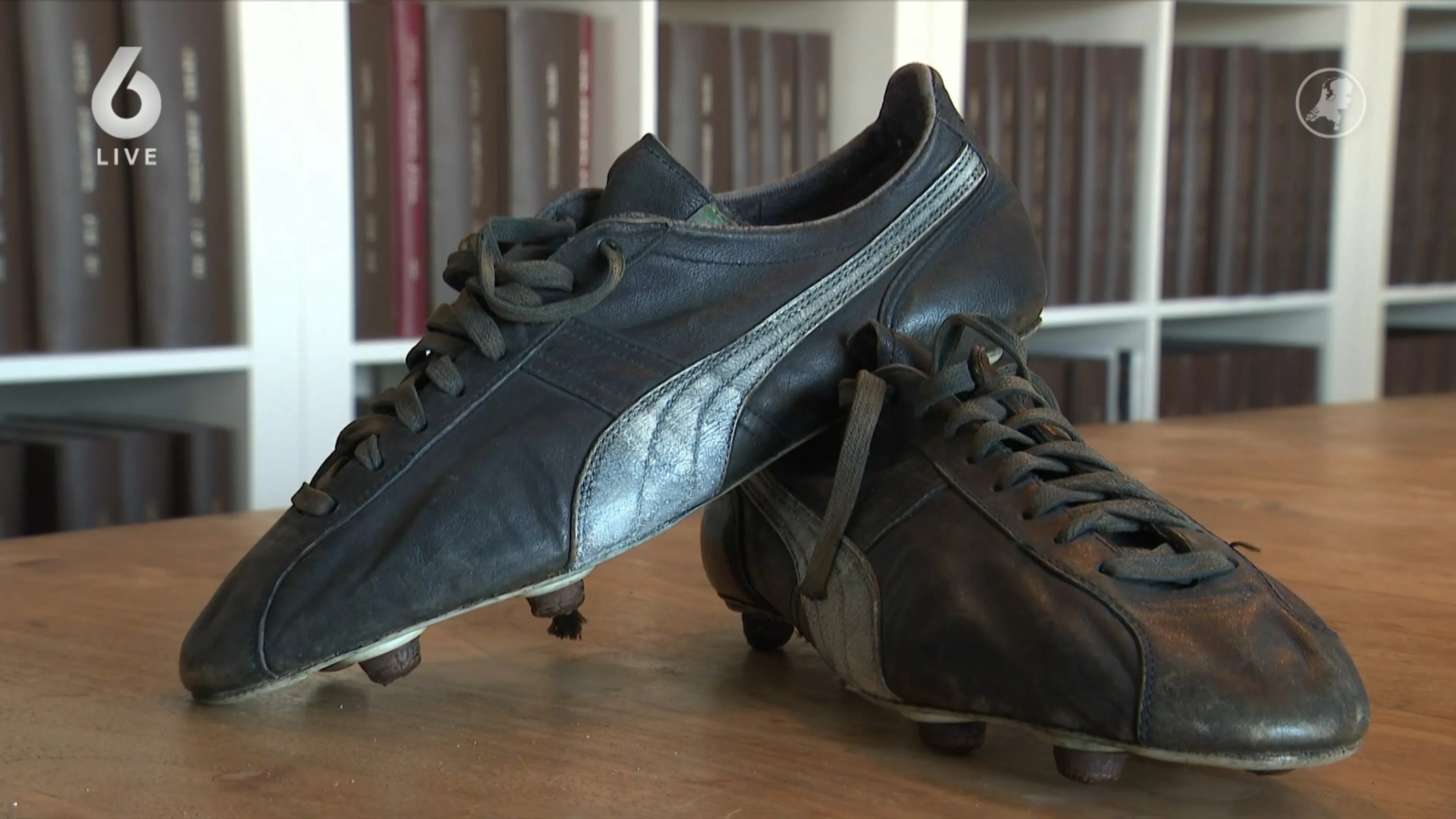 WK-kicksen Cruijff en Rensenbrink onder de hamer