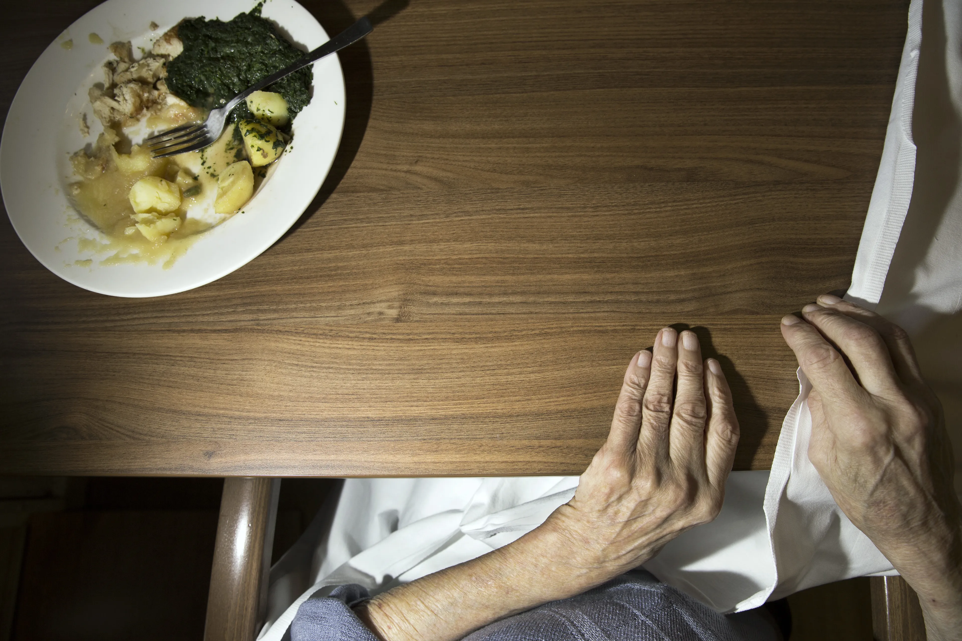 Woonzorgcentrum bezuinigt op eten: 'Ronduit onacceptabel dat ze zo omgaan met onze oudjes'