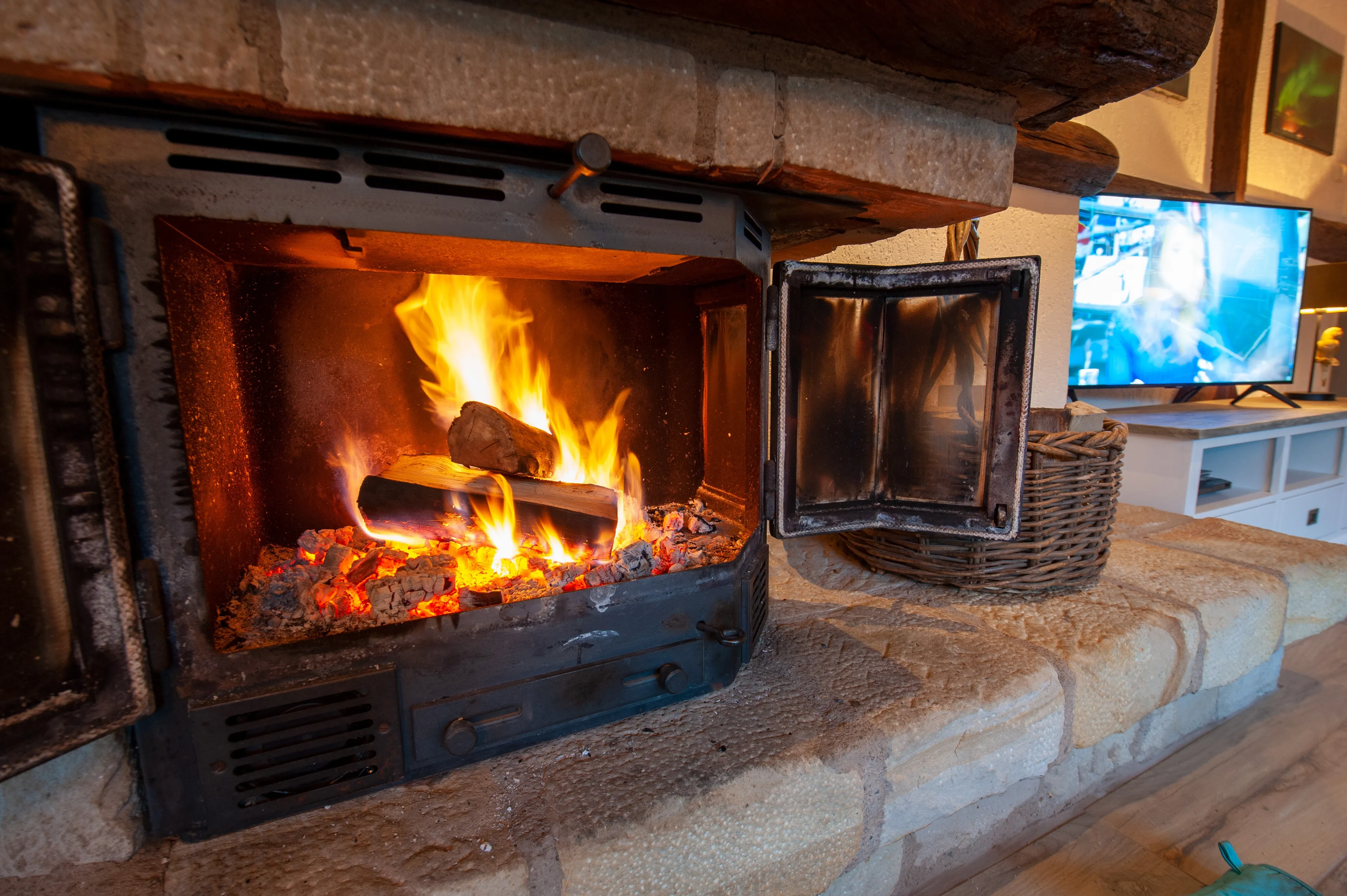 RIVM adviseert: stook geen hout in deze vier provincies